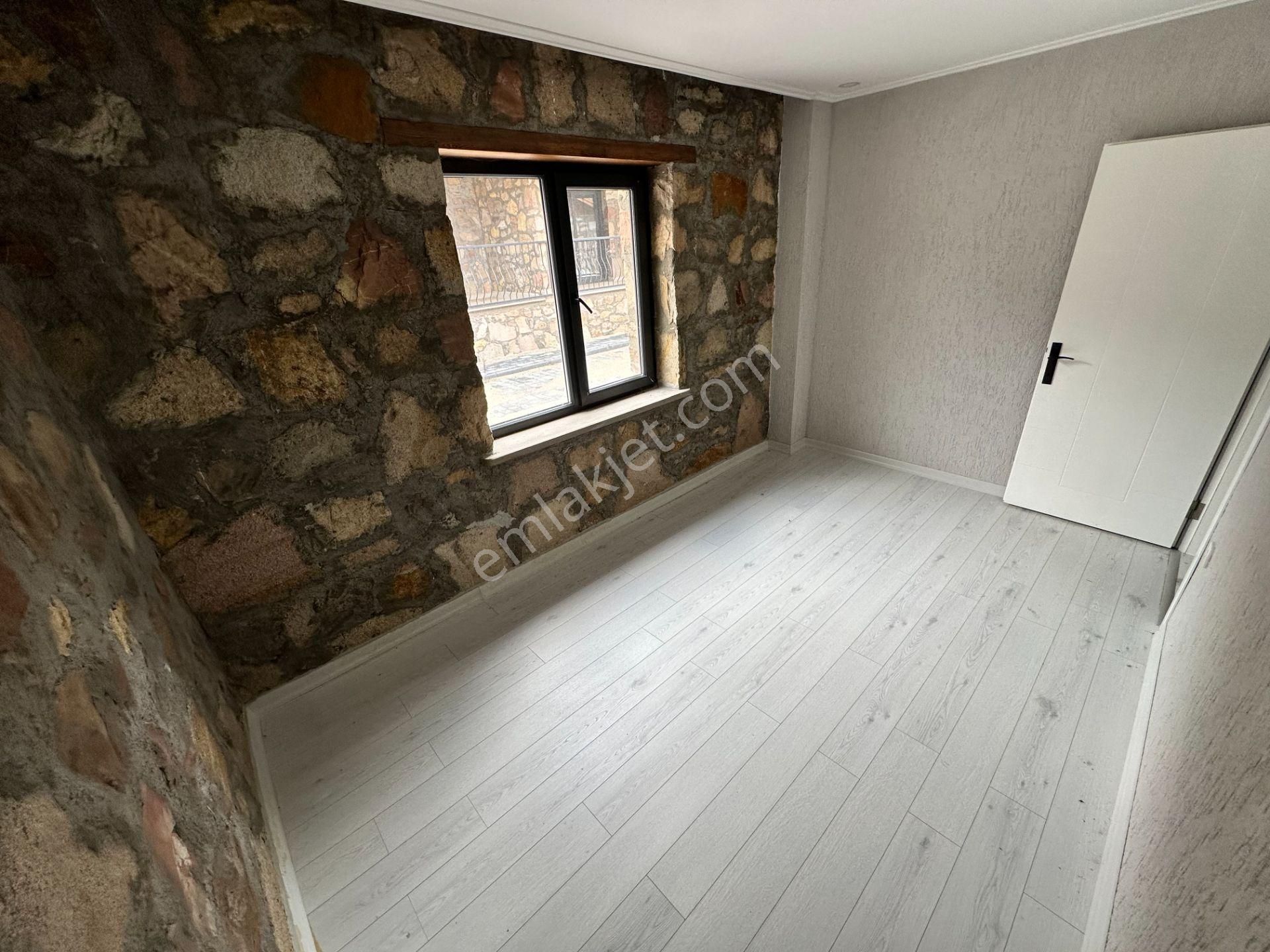 ▀mera Emlaktan Kazdağları Çamcı Köyü Sıfır Site İçi 3+1 Taş Ev - Görsel 25