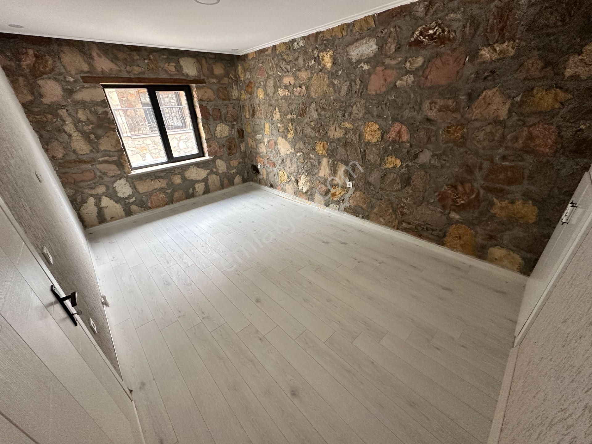 ▀mera Emlaktan Kazdağları Çamcı Köyü Sıfır Site İçi 3+1 Taş Ev - Görsel 28