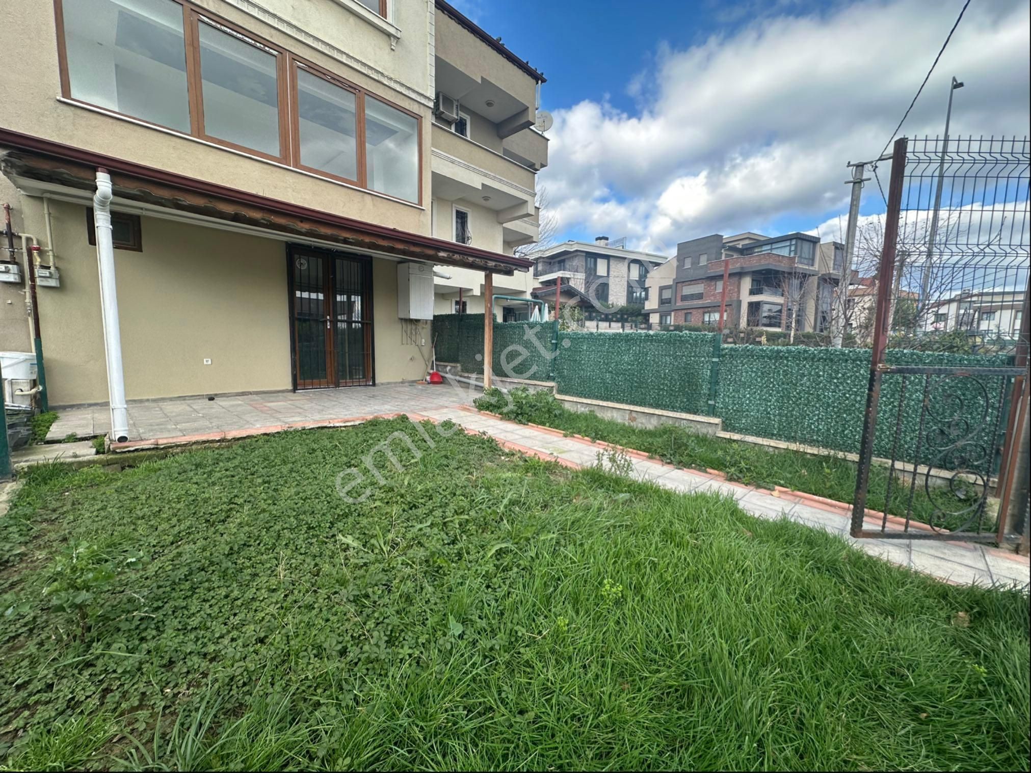 Turyap’tan Yalova Merkezde Deniz Manzaralı Satılık Villa - Görsel 3