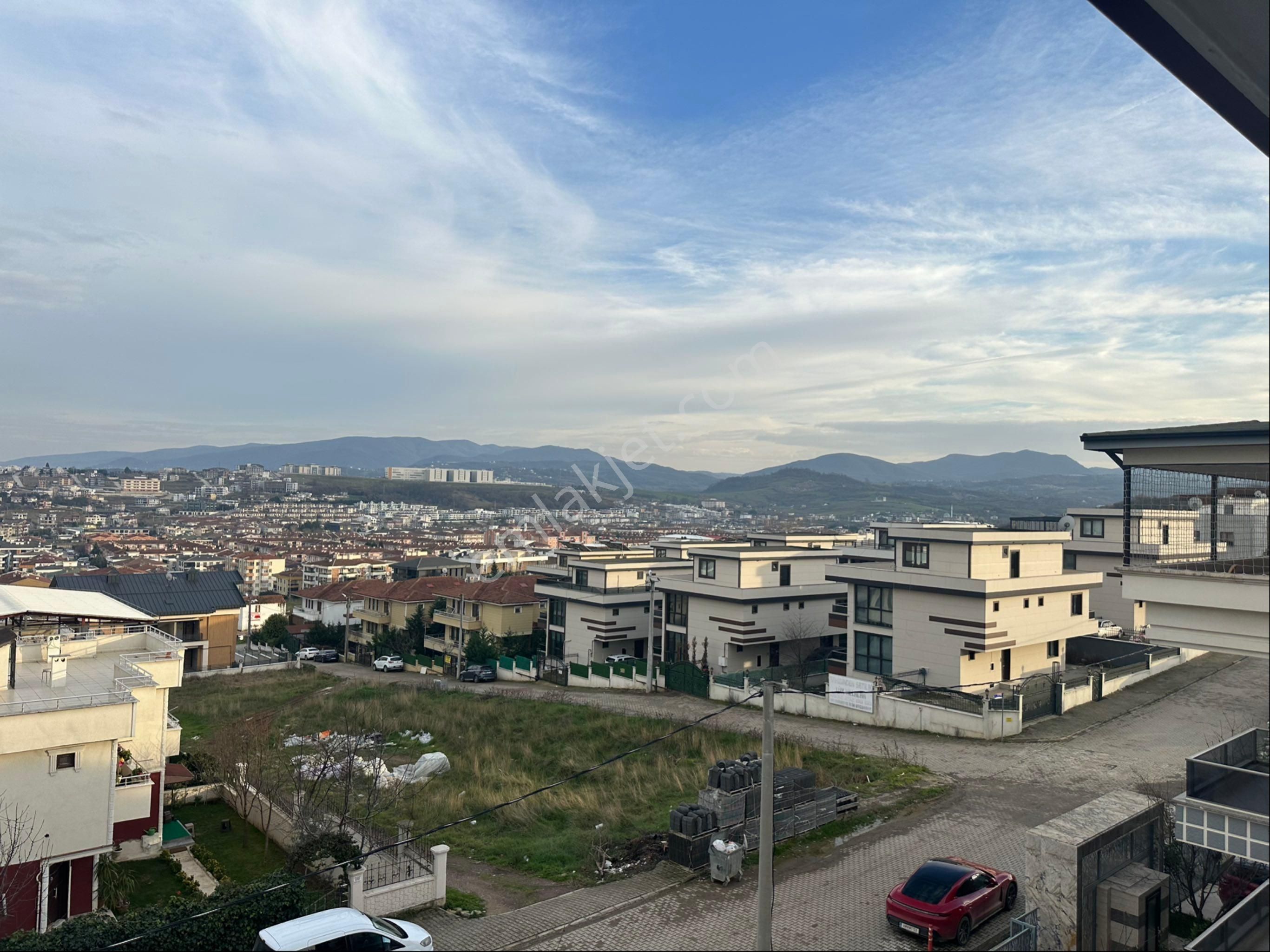 Turyap’tan Yalova Merkezde Deniz Manzaralı Satılık Villa - Görsel 18