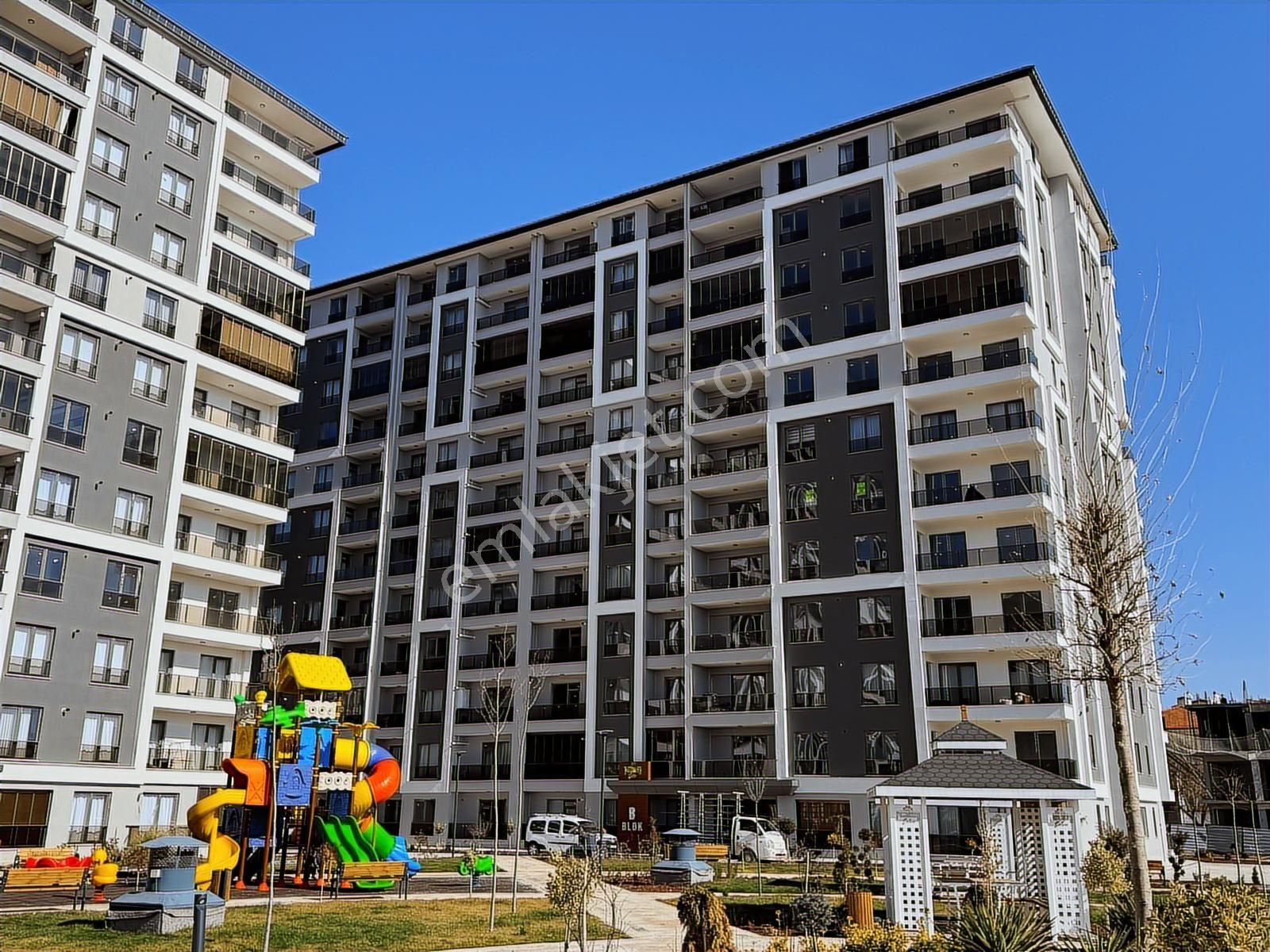 Uygun Fiyat ! Fahrünnisa Evlerinde Ödemesi Olmayan 3+1 - Görsel 6