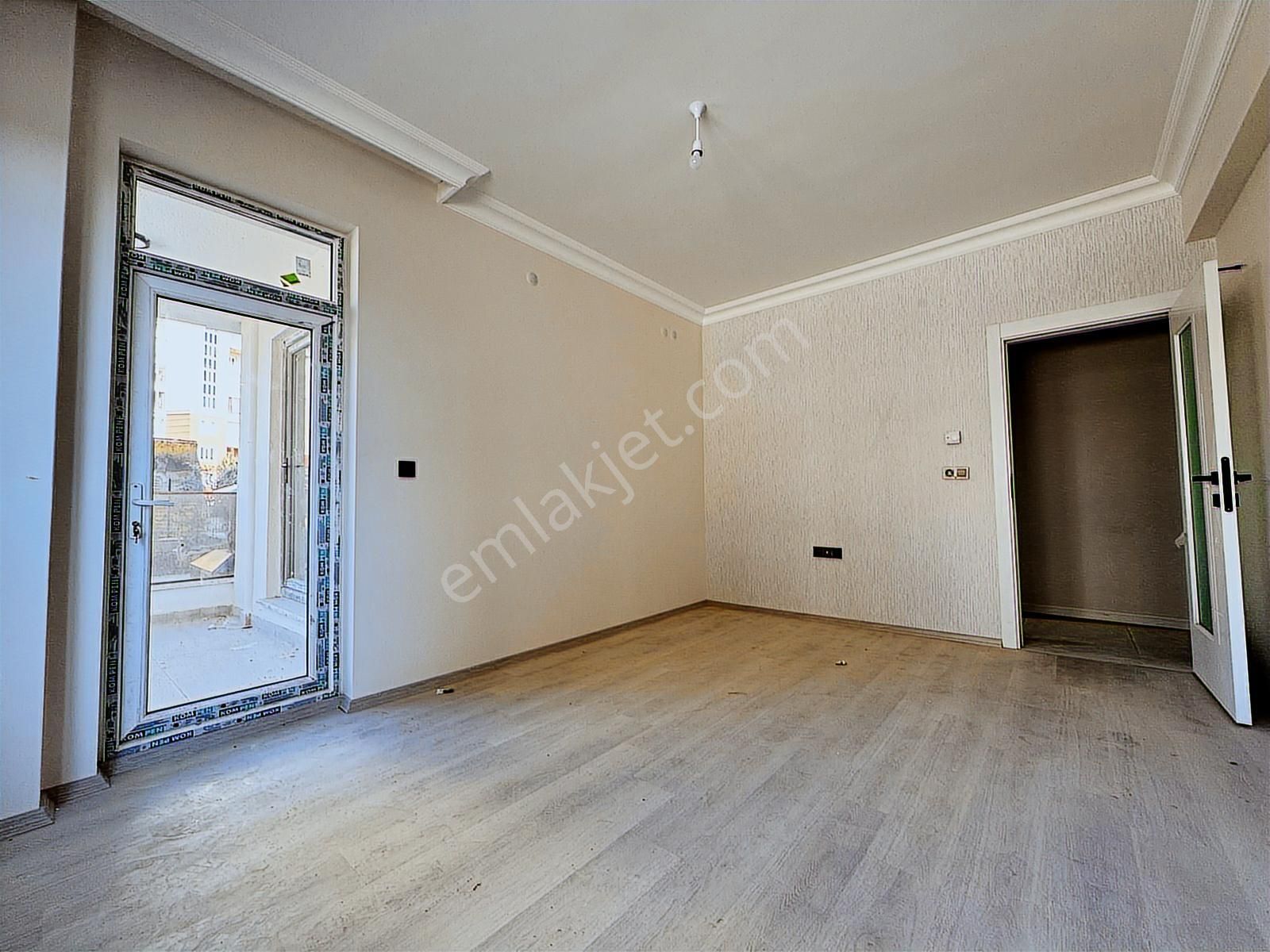 Uygun Fiyat ! Fahrünnisa Evlerinde Ödemesi Olmayan 3+1 - Görsel 14