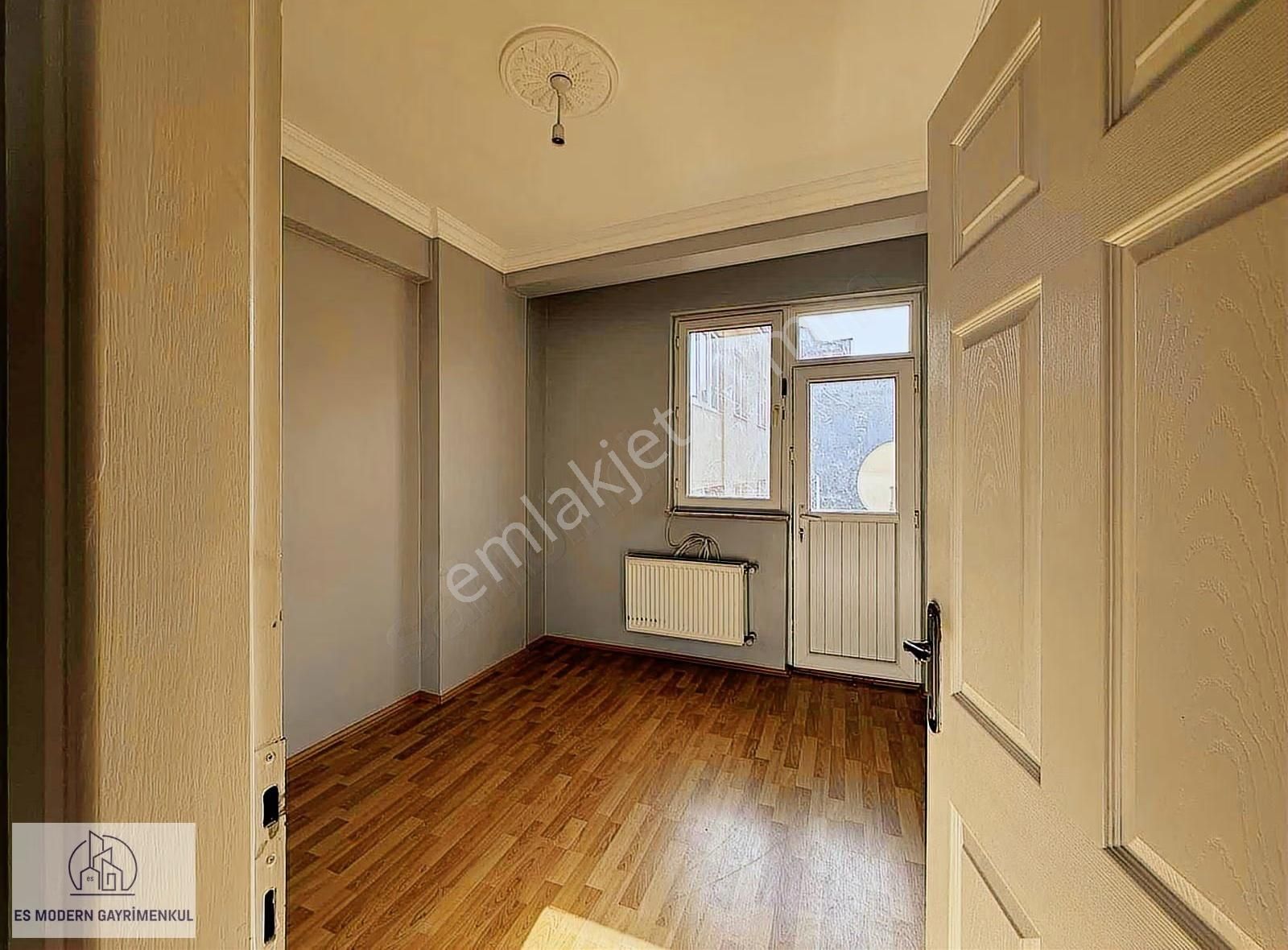 Gaffar Okan Cd. Üzeri Kiralık Cadde Cepheli 2+1 Geniş Daire - Görsel 21