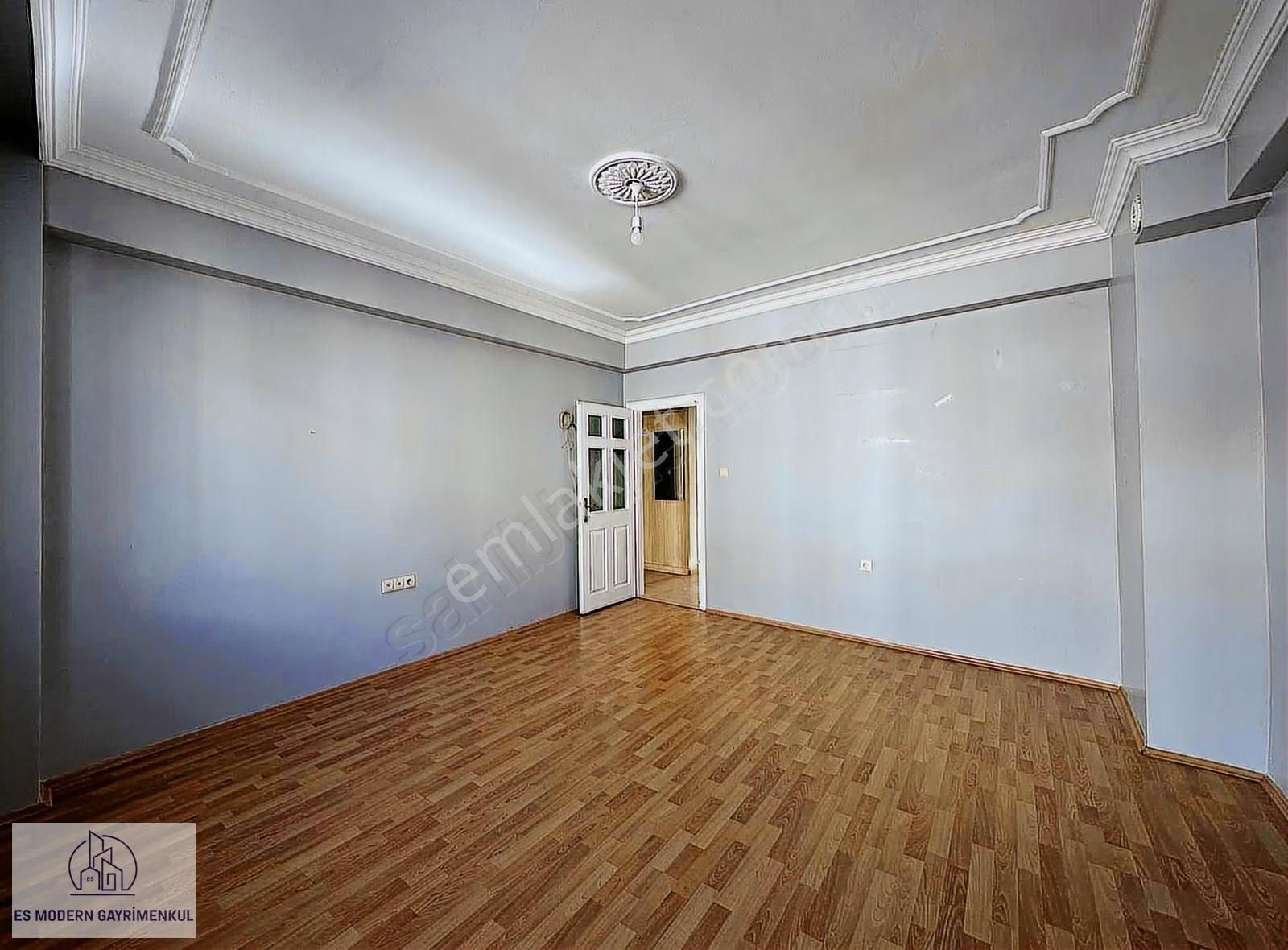 Gaffar Okan Cd. Üzeri Kiralık Cadde Cepheli 2+1 Geniş Daire - Görsel 11