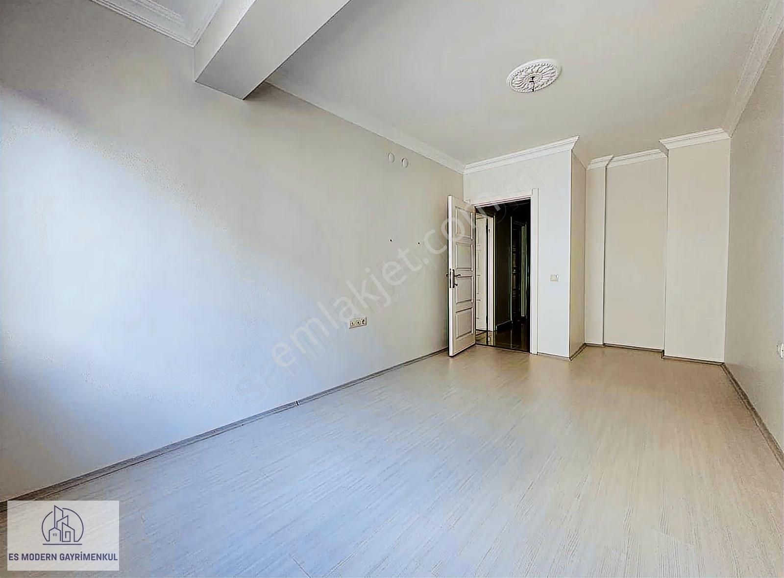 Gültepe'de Halk Cd. Çift Balkon & Arakat Kiralık 2+1 Daire - Görsel 14