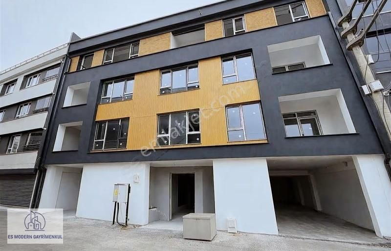 Esentepe Mah. Yerden Isıtmalı 1+1 Satılık Daire