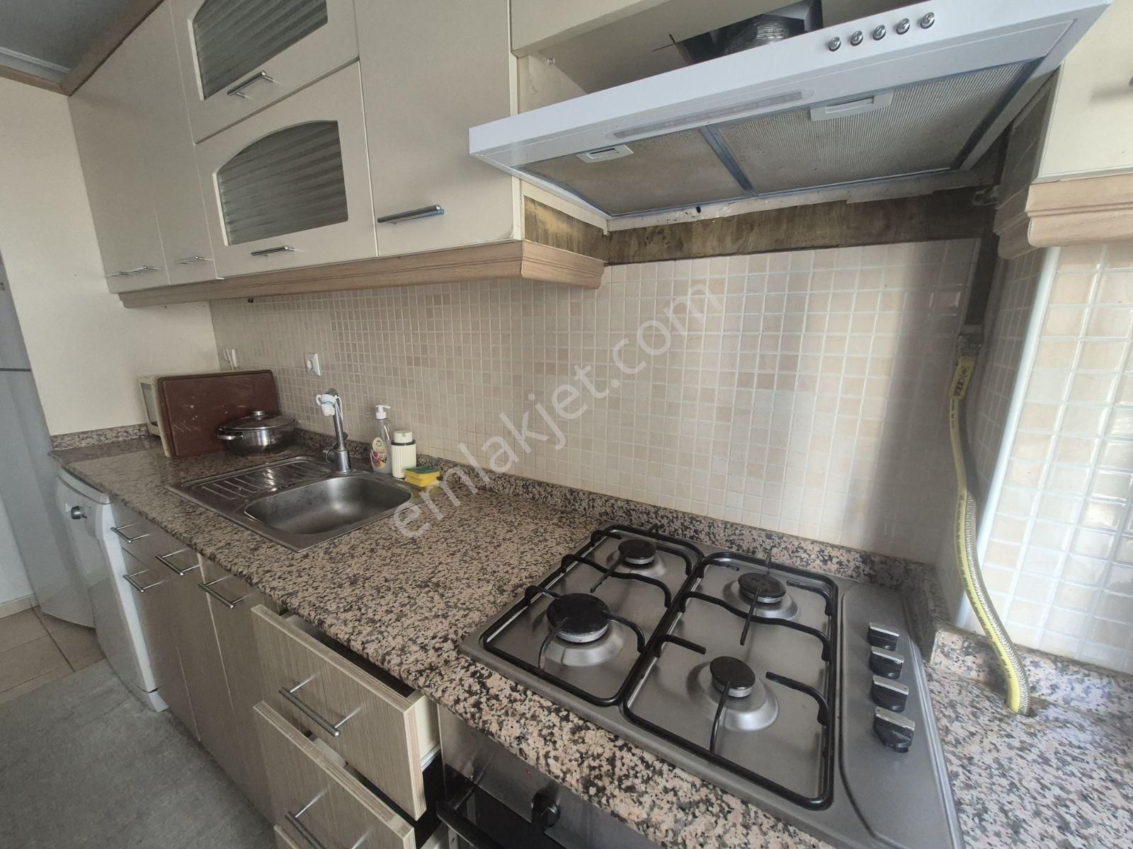 Konak Kahramanlar'da Eşyalı Kiralık 2+1 Daire - Görsel 23