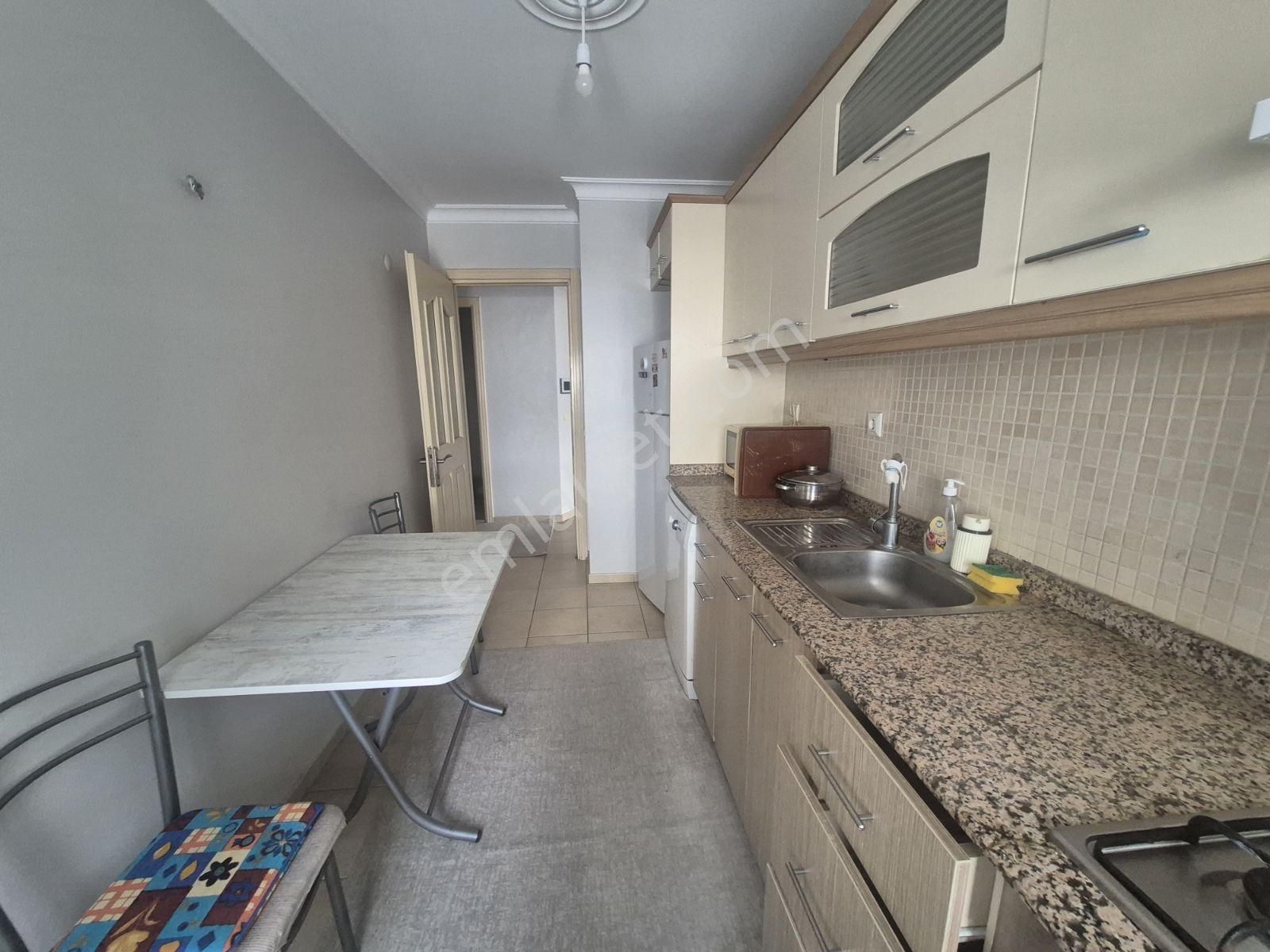 Konak Kahramanlar'da Eşyalı Kiralık 2+1 Daire - Görsel 26