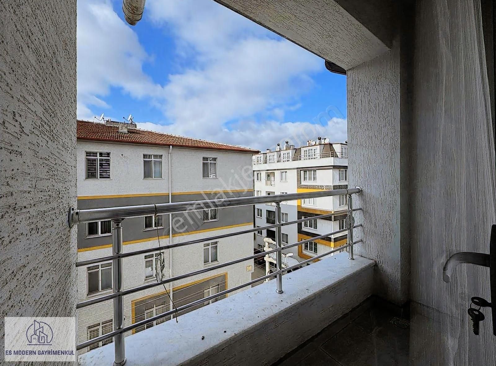 Gaffar Okan Cd Dibinde 3+1 Kullanışlı Daire - Görsel 17