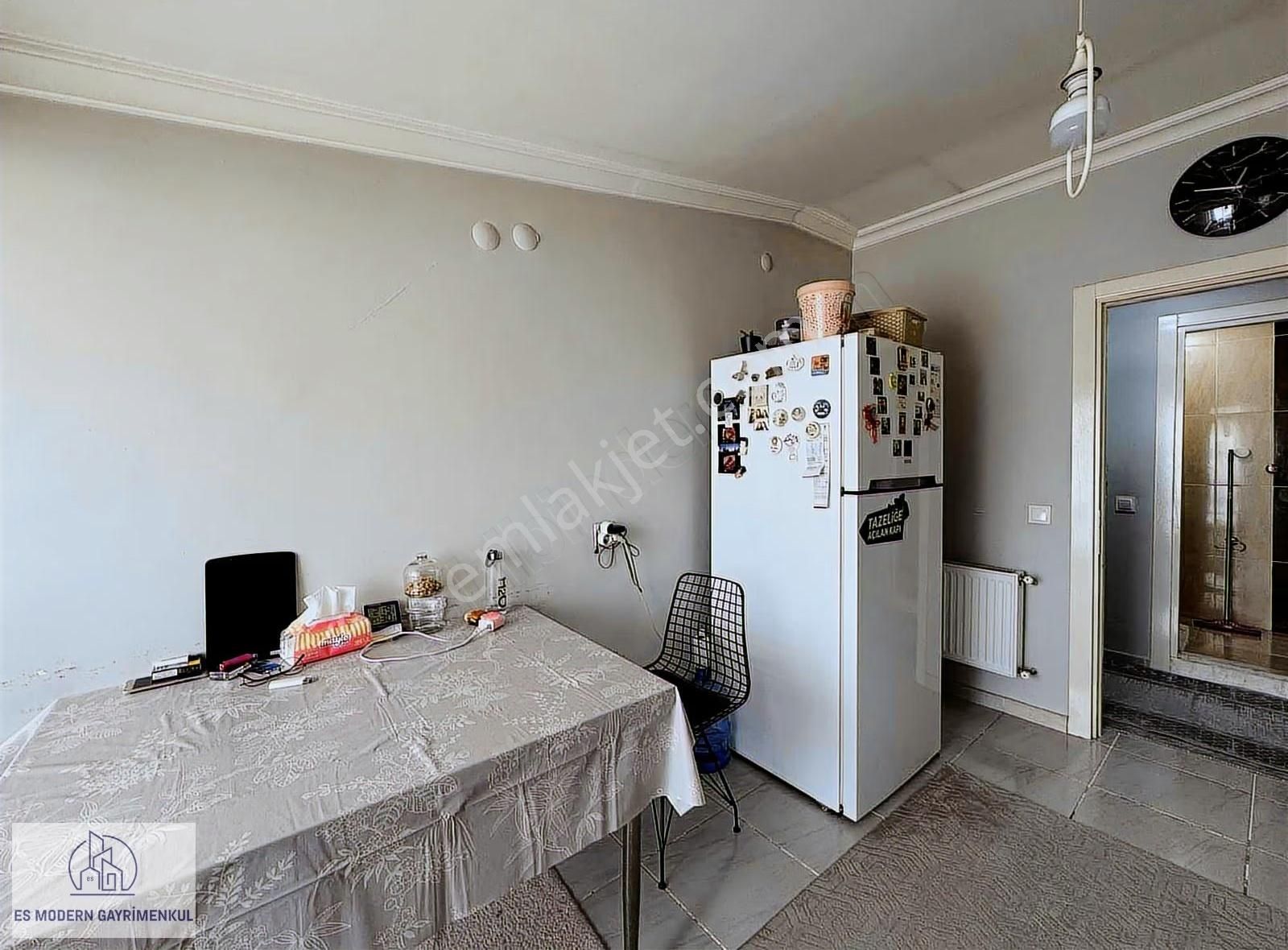 Gaffar Okan Cd Dibinde 3+1 Kullanışlı Daire - Görsel 6