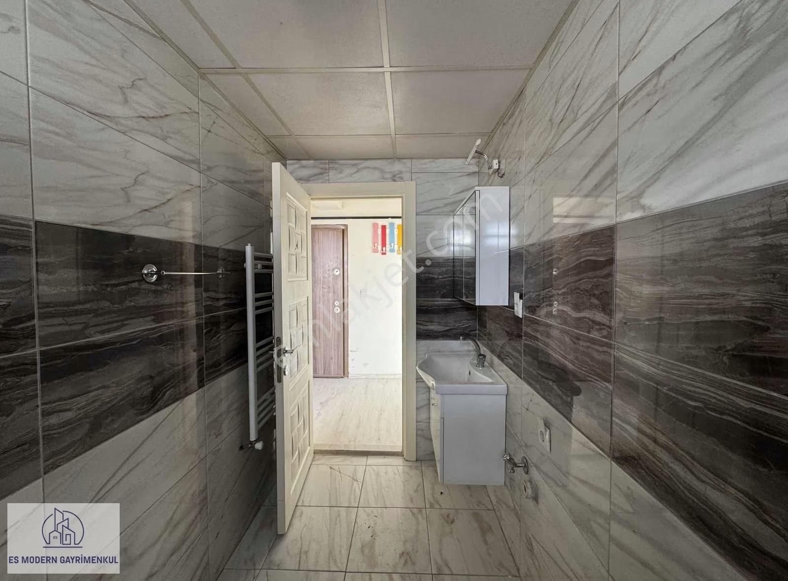 Esentepe Mh Eğitimciler Cd Yakını Asansörlü 1+1 Kiralık Daire - Görsel 9