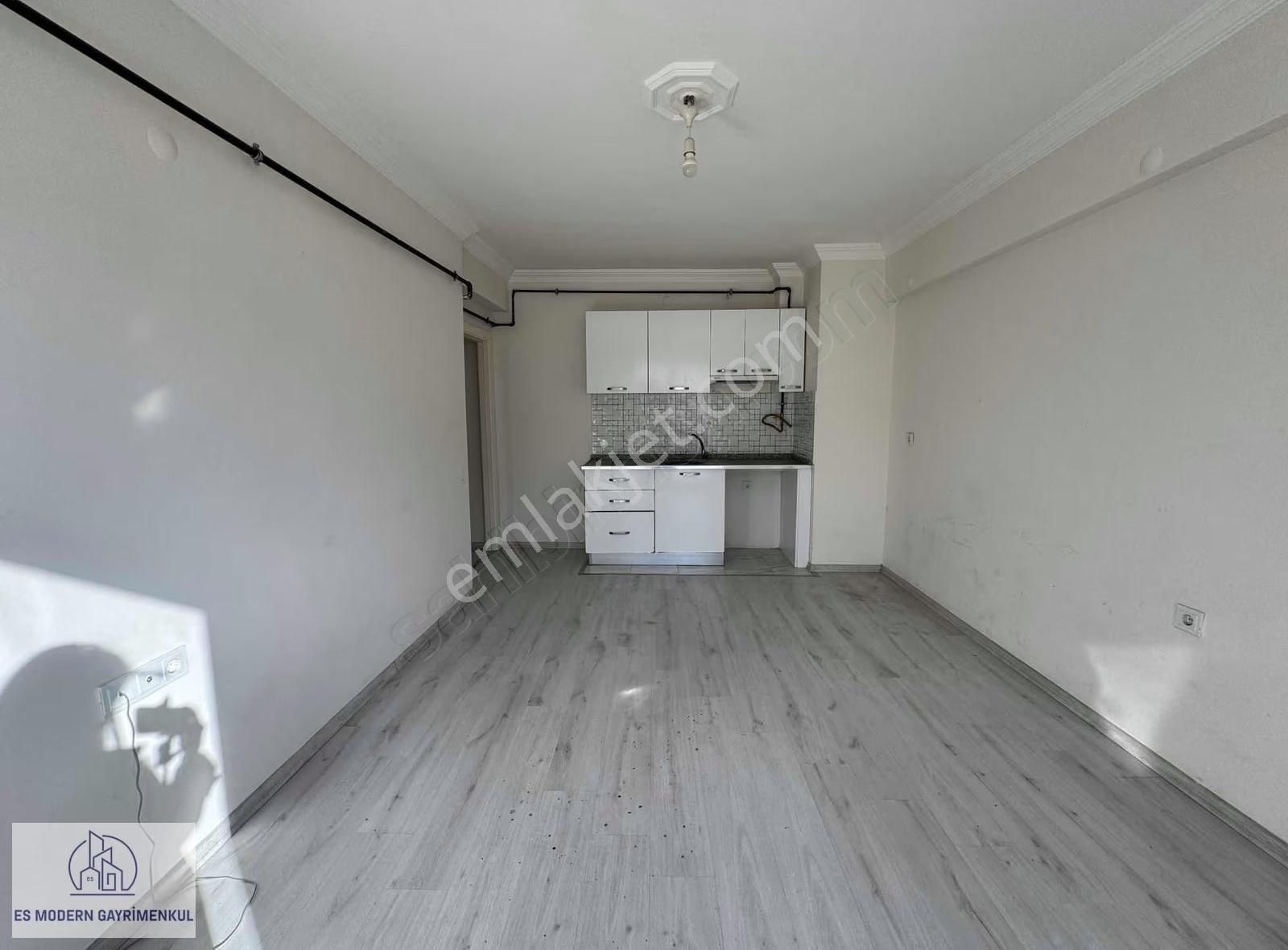 Esentepe Mh Eğitimciler Cd Yakını Asansörlü 1+1 Kiralık Daire - Görsel 13