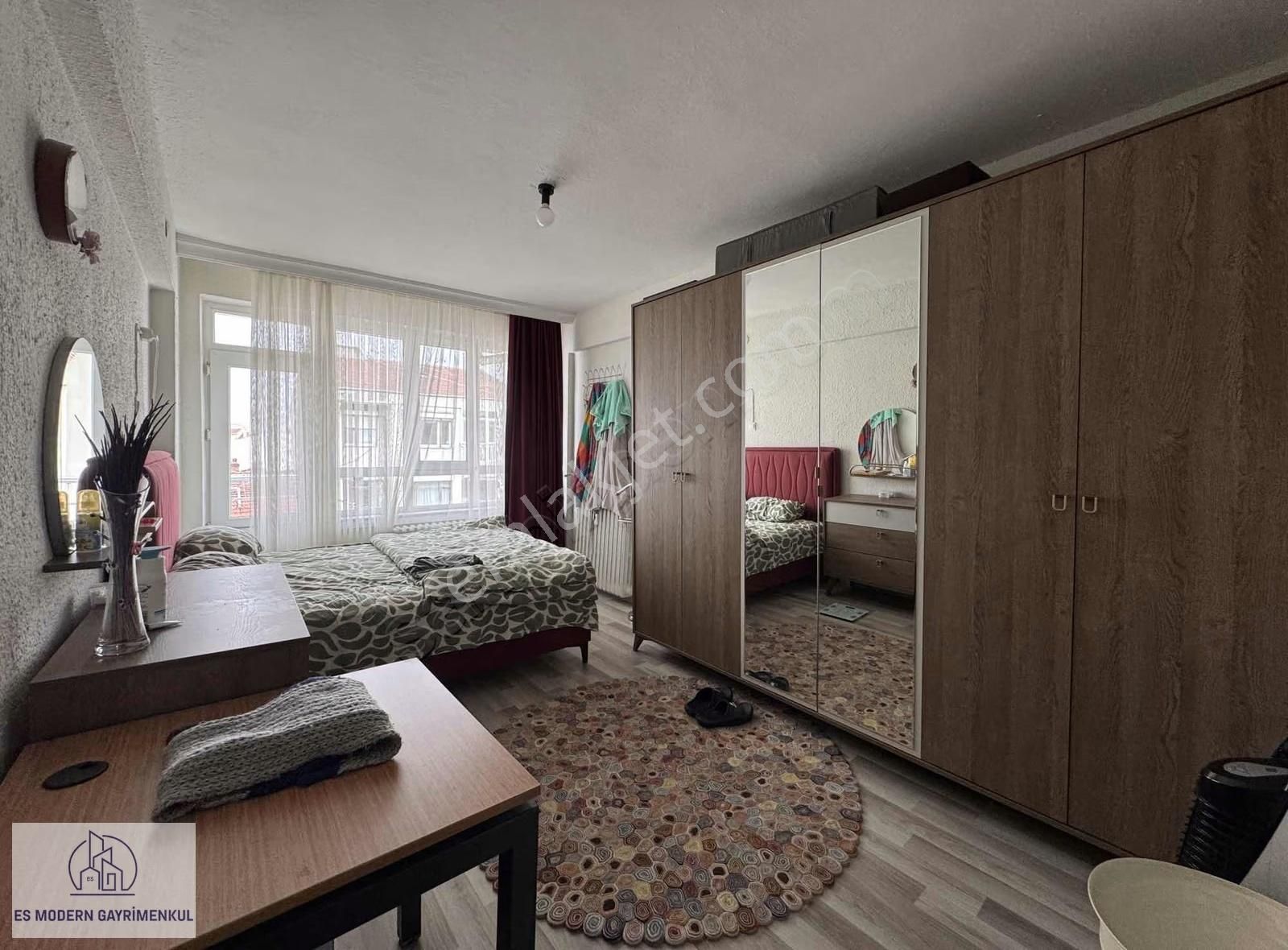 Doktorlar Cd. Tramvay Durağı Önünde Mükemmel Konum 3+1 Daire - Görsel 13