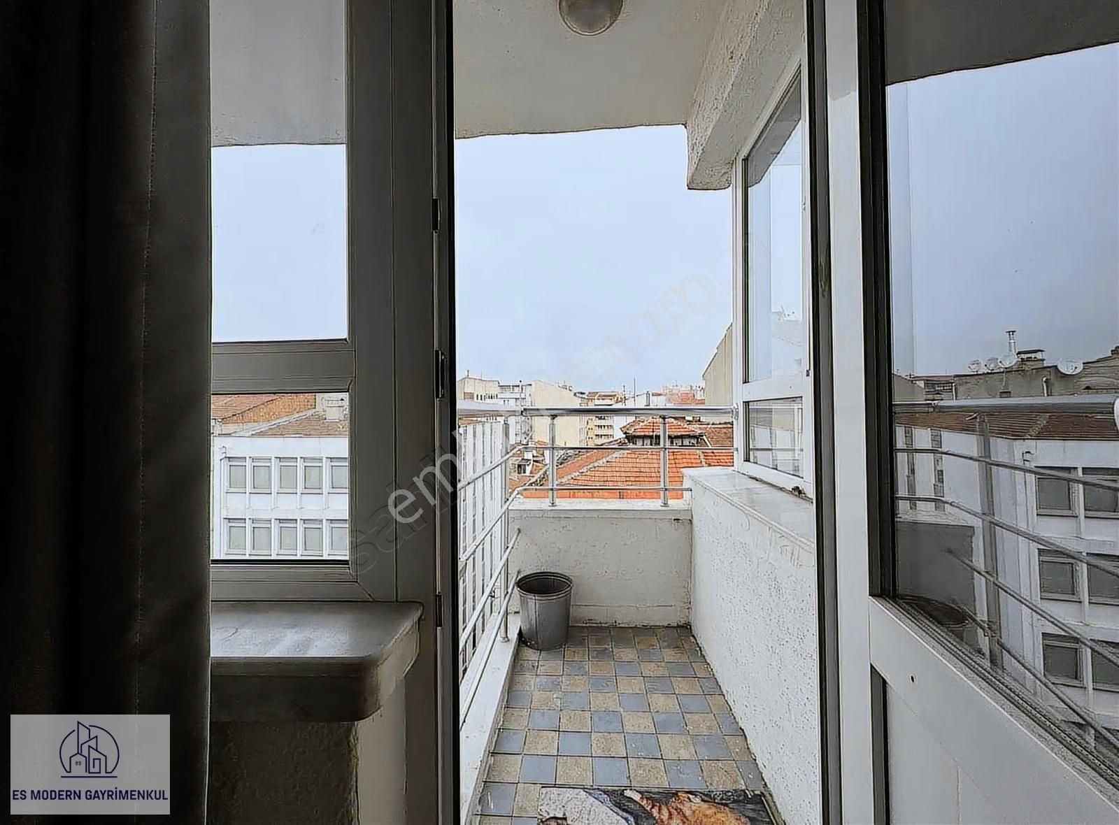 Doktorlar Cd. Tramvay Durağı Önünde Mükemmel Konum 3+1 Daire - Görsel 6