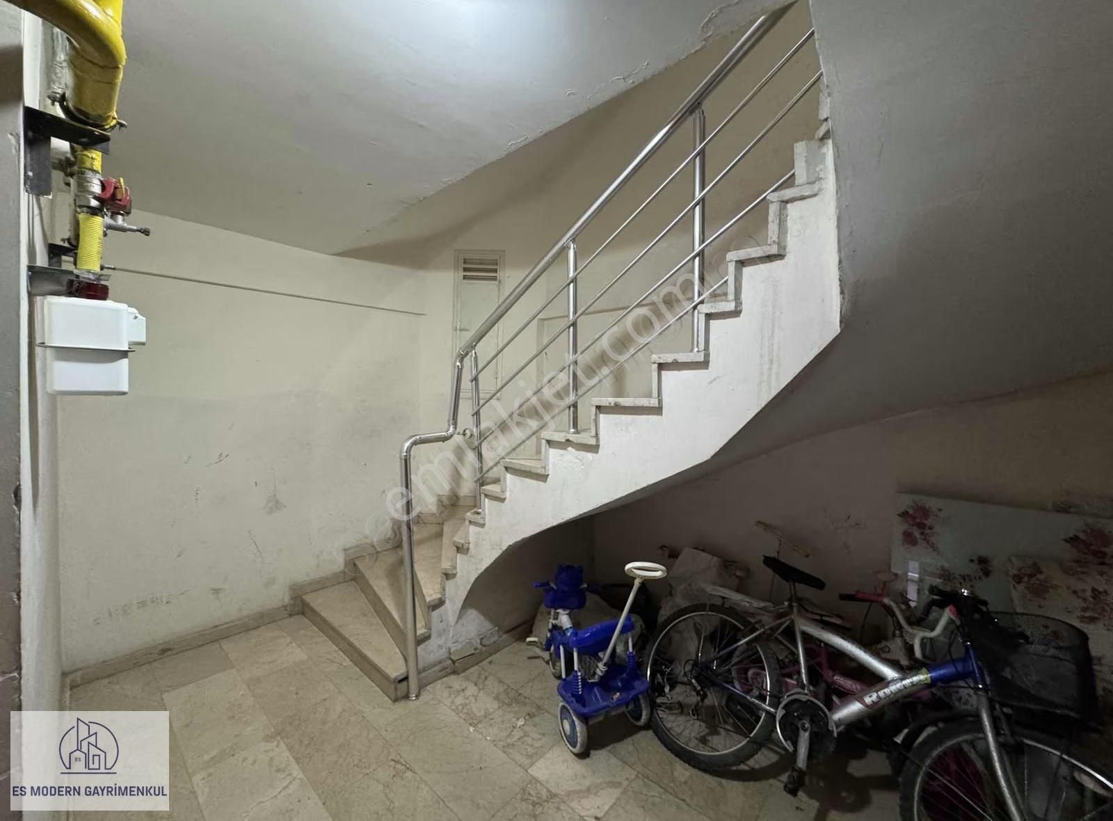 Zafer Mh. Esenyurt Sk Üzeri Geniş 2+1 Daire - Görsel 14