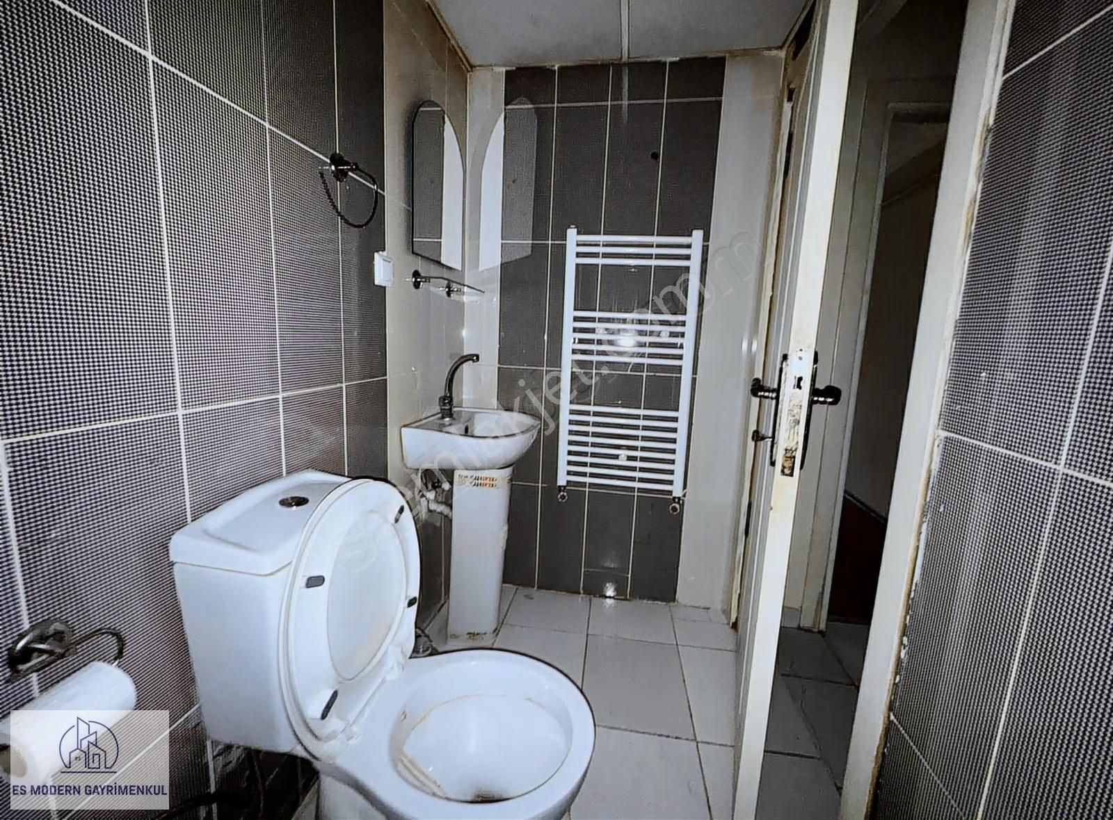 Birsen Kebap Karşısı - Geniş Mutfaklı 2+0 Kiralık Daire - Görsel 7