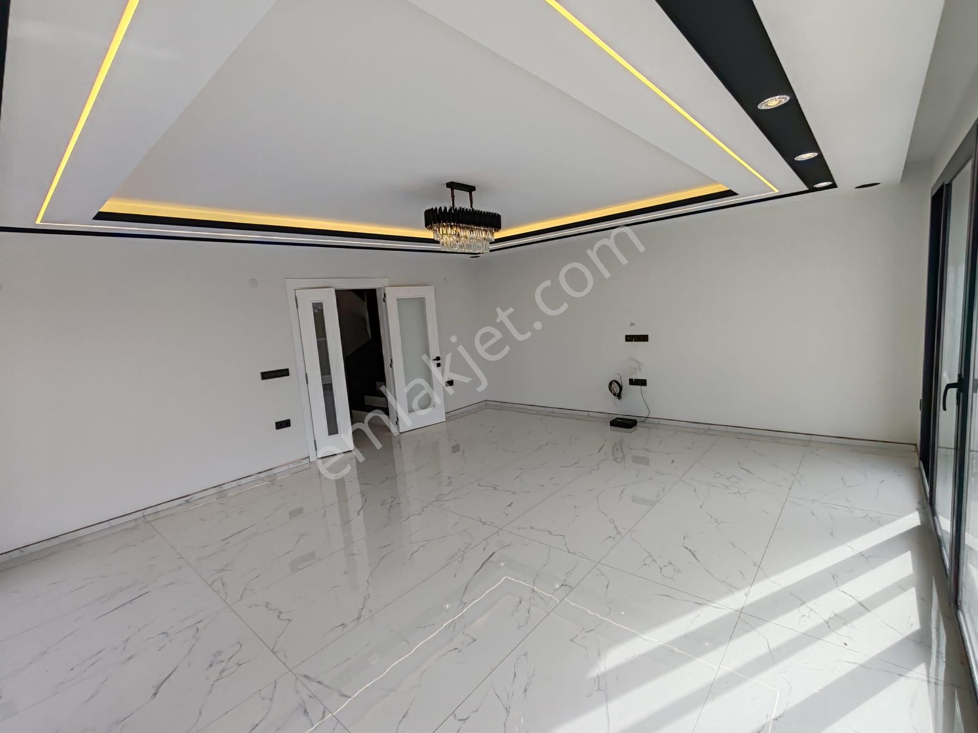 Didim'de 3+1 Satılık Villa Lüks, Havuzlu Otoparklı - Görsel 23