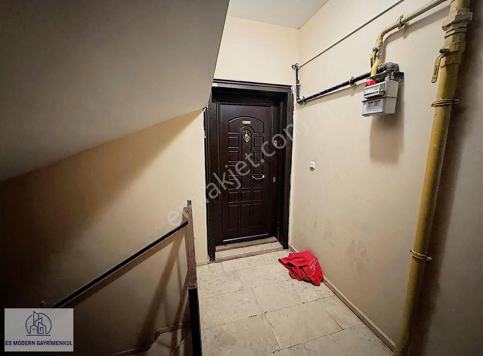 Şirintepe Mh. Uluönder Tramvay Durağı Yakını 1+1 Eşyalı Daire