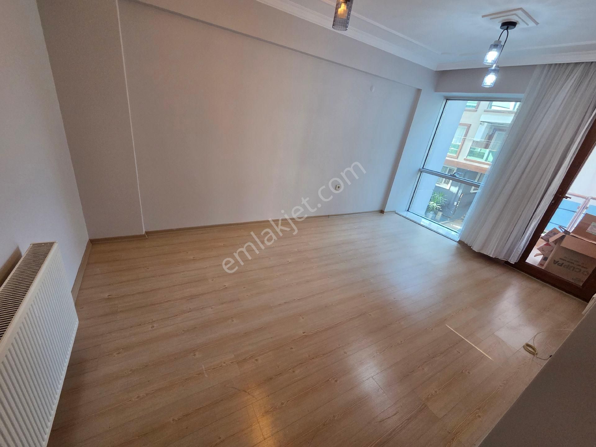 Karşıyaka Şemikler İzban Yakını 2+1 Kapalı Mutfak - Görsel 3