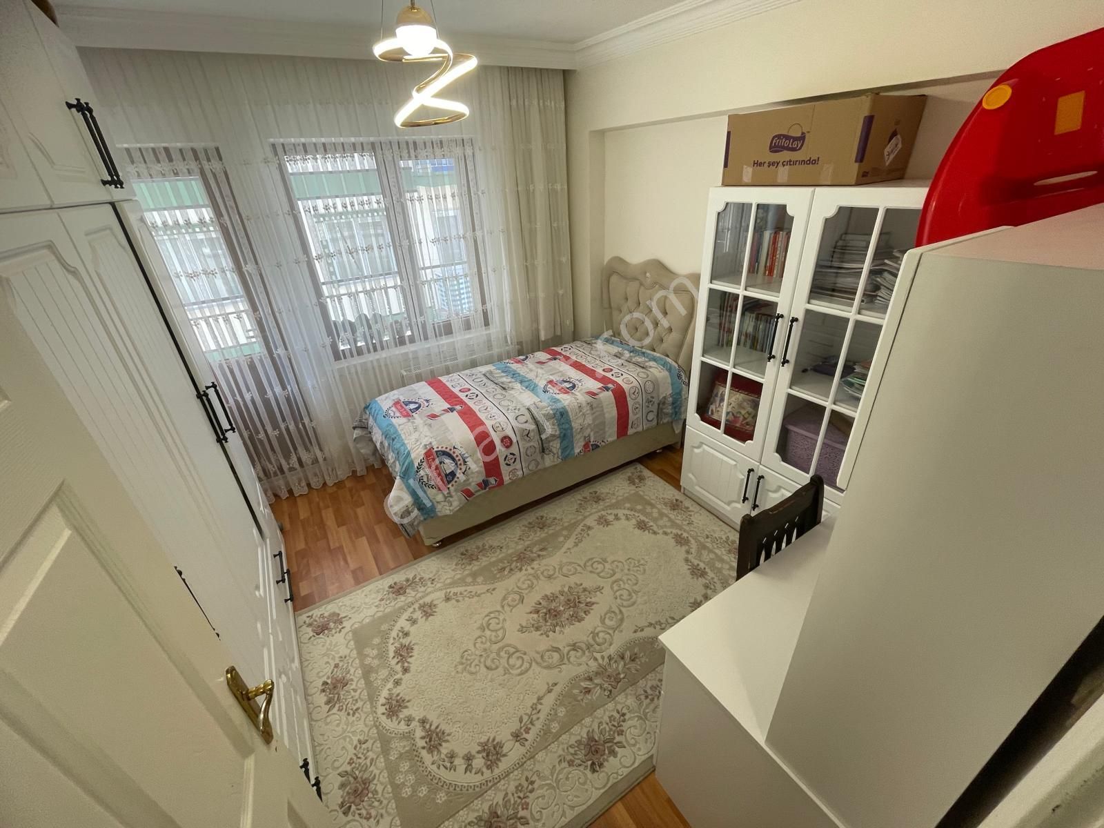 Sincan Plevne Mah.'de Satılık 4+1 Ön Cephe Çift Banyolu Daire - Görsel 11