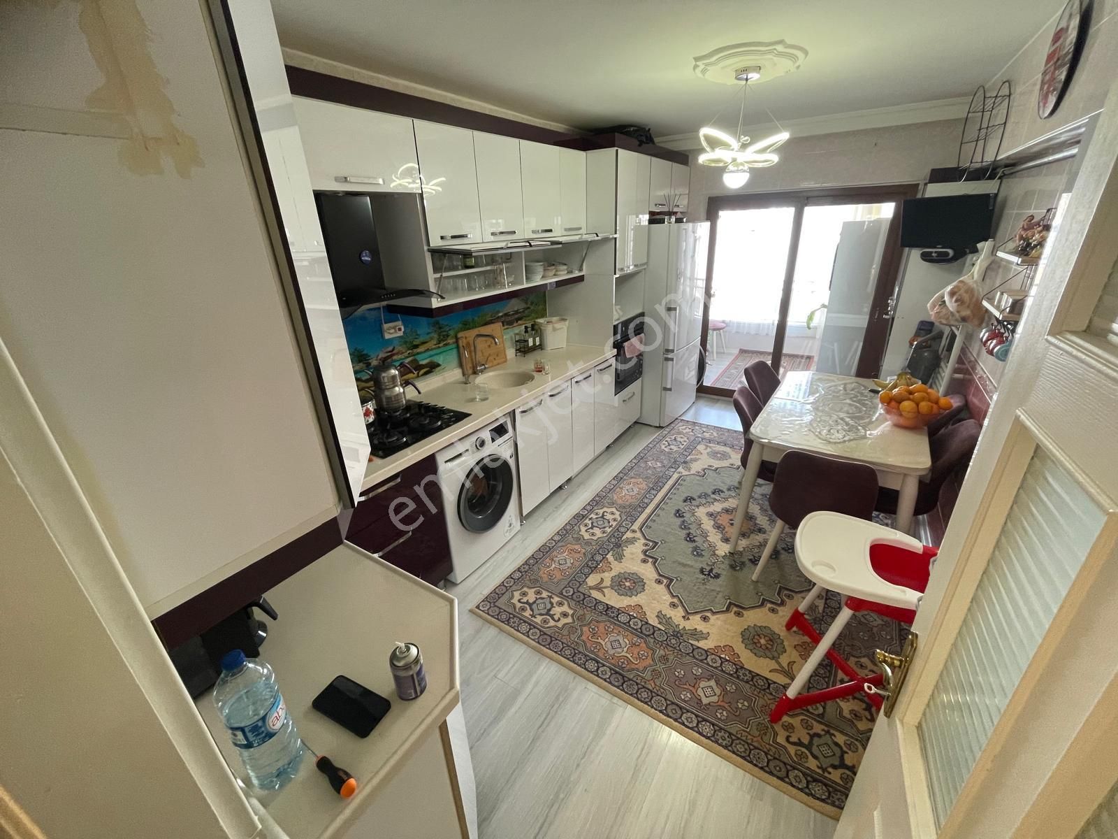 Sincan Plevne Mah.'de Satılık 4+1 Ön Cephe Çift Banyolu Daire