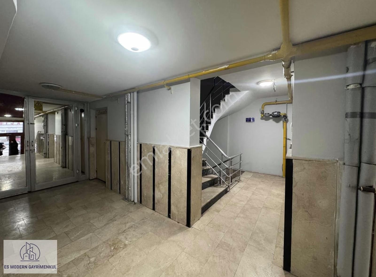 Gazi Yakup Satar Cd. Üzerinde Ebeveyn Banyolu Geniş 3+1 Daire - Görsel 21