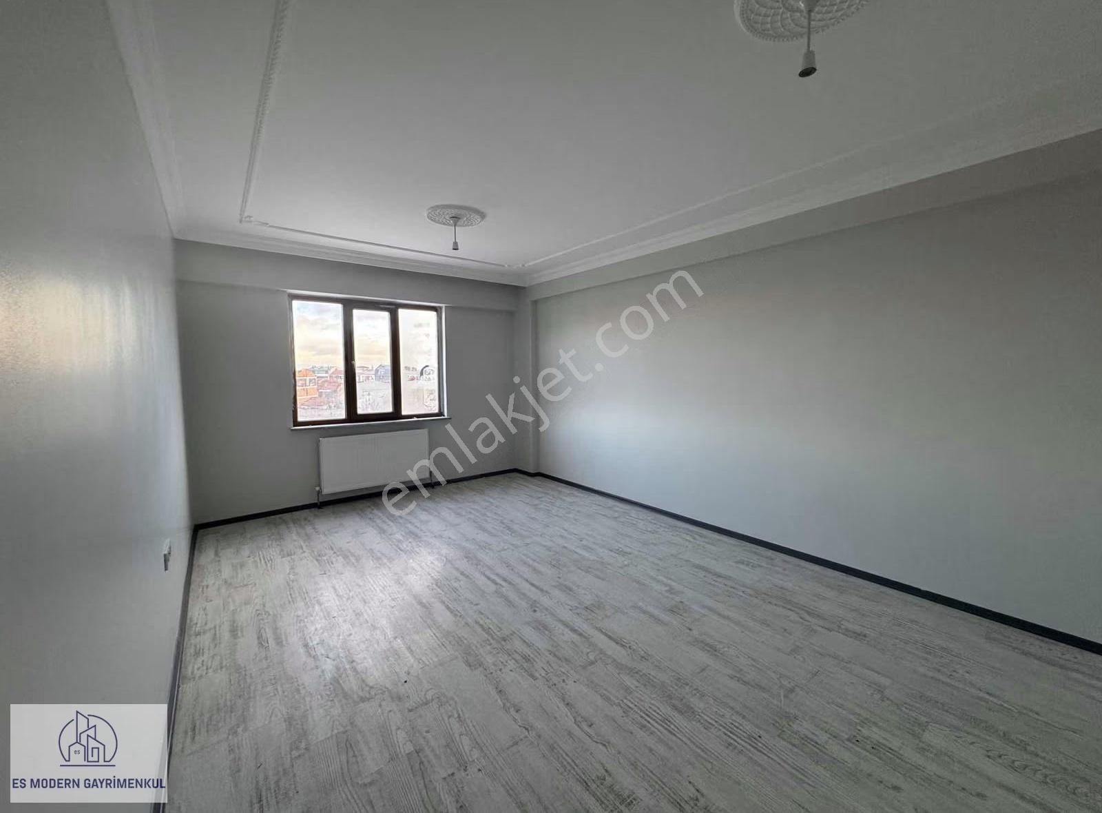 Gazi Yakup Satar Cd. Üzerinde Ebeveyn Banyolu Geniş 3+1 Daire - Görsel 22