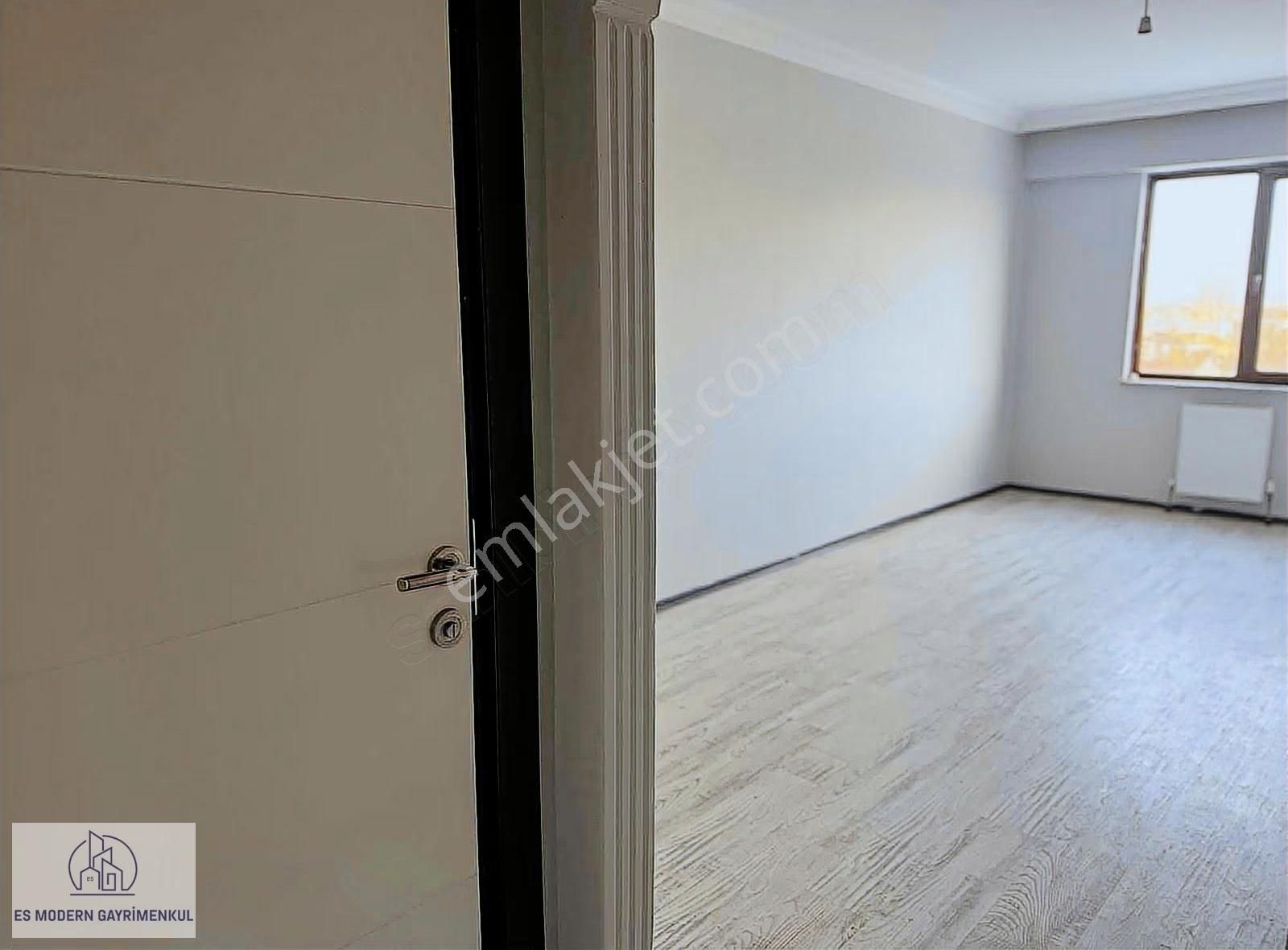 Gazi Yakup Satar Cd. Üzerinde Ebeveyn Banyolu Geniş 3+1 Daire - Görsel 31