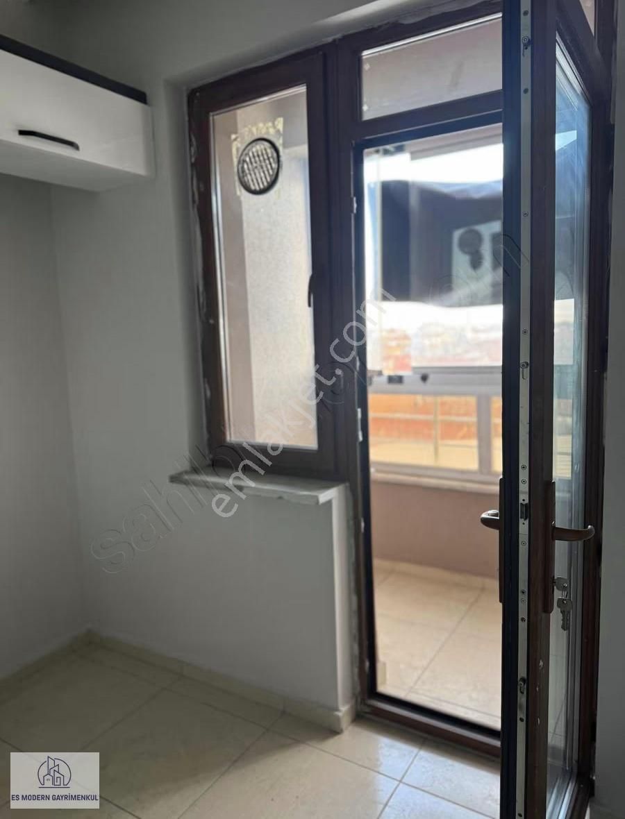 Gazi Yakup Satar Cd. Üzerinde Ebeveyn Banyolu Geniş 3+1 Daire - Görsel 14