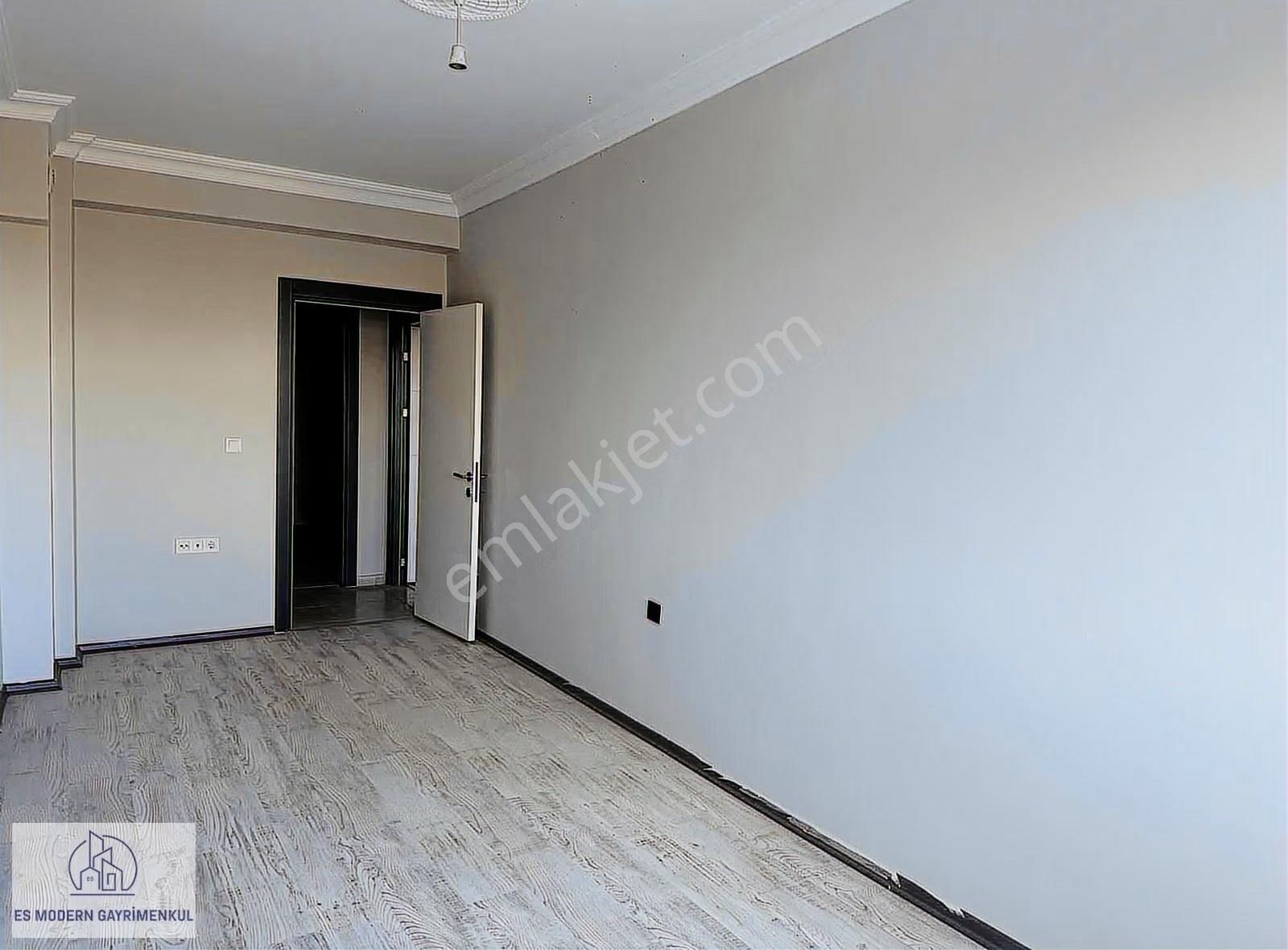 Gazi Yakup Satar Cd. Üzerinde Ebeveyn Banyolu Geniş 3+1 Daire - Görsel 30