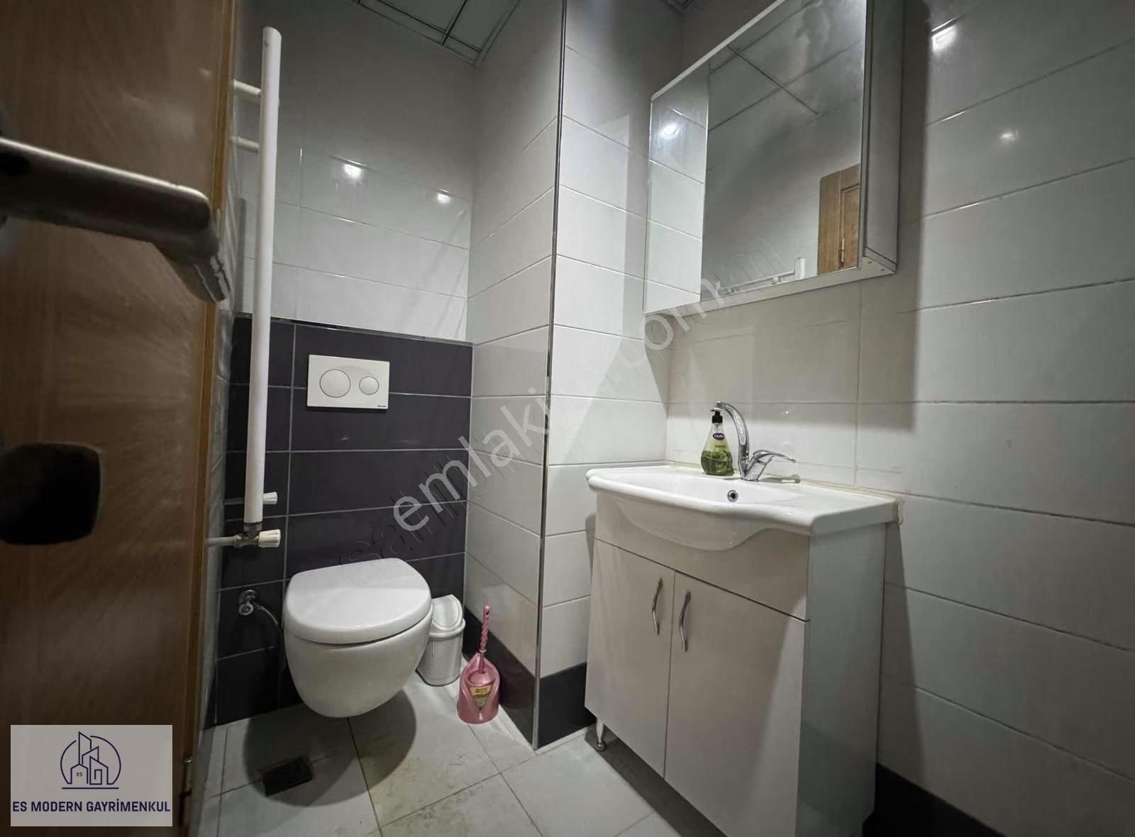 Adalar'da Mükemmel Konumda 1+1 Asansörlü Kiralık Daire - Görsel 16