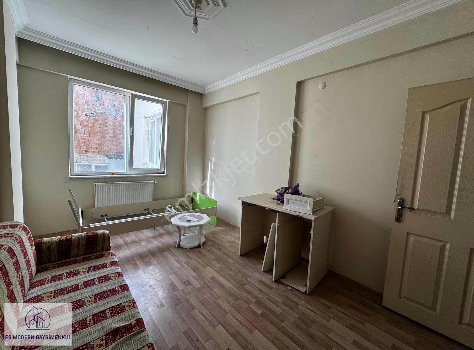 A. Üniversitesi Karşısında Kiralık 1+1 Balkonlu Daire - Görsel 14