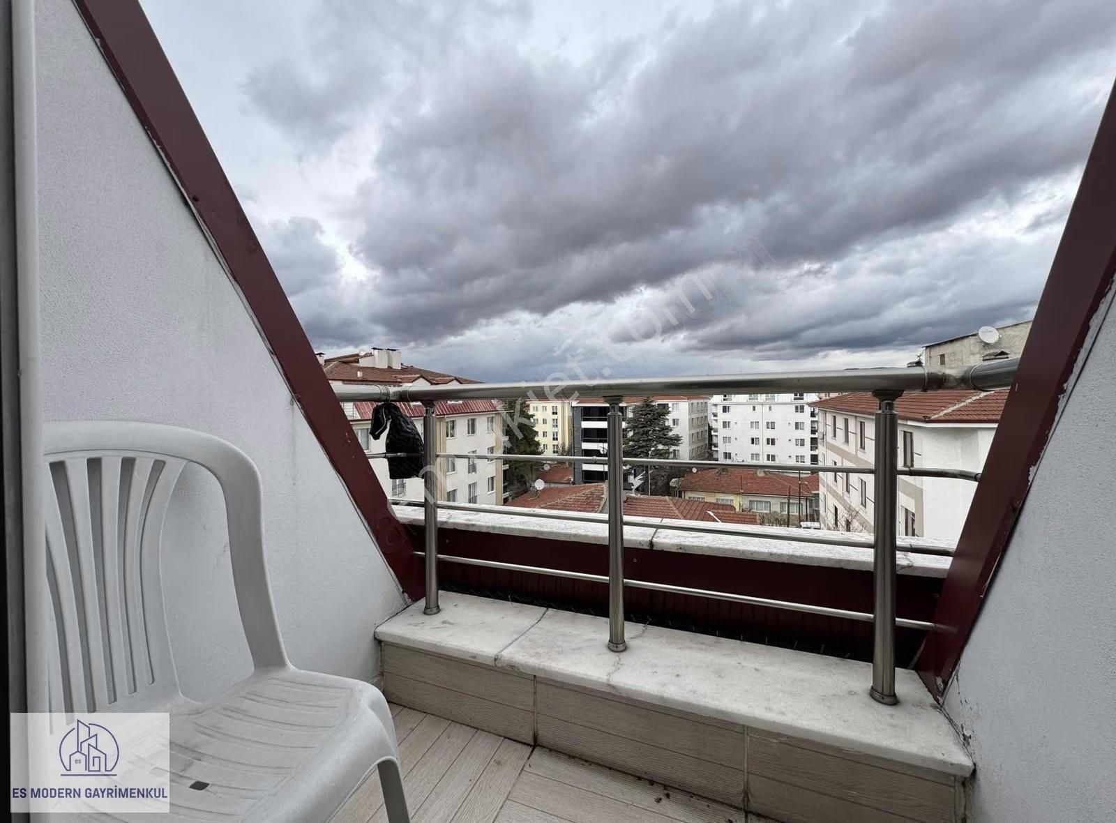 Kumlubel Özel Teraslı 4+1 Dubleks Geniş Metrekareli Daire - Görsel 19