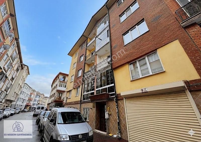 !! Fırsat !! Espark Yakını - Kiralık 3+1 Balkonlu Arakat Daire