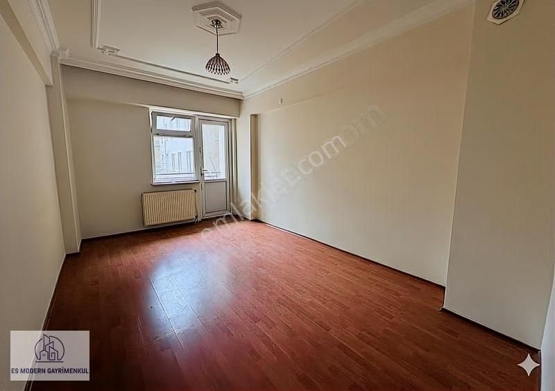 !! Fırsat !! Espark Yakını - Kiralık 3+1 Balkonlu Arakat Daire - Görsel 5