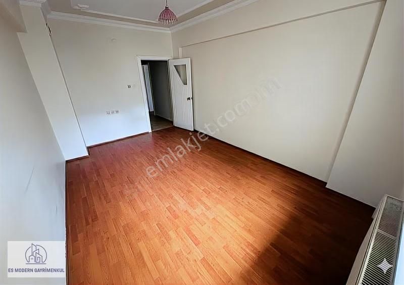 !! Fırsat !! Espark Yakını - Kiralık 3+1 Balkonlu Arakat Daire - Görsel 10