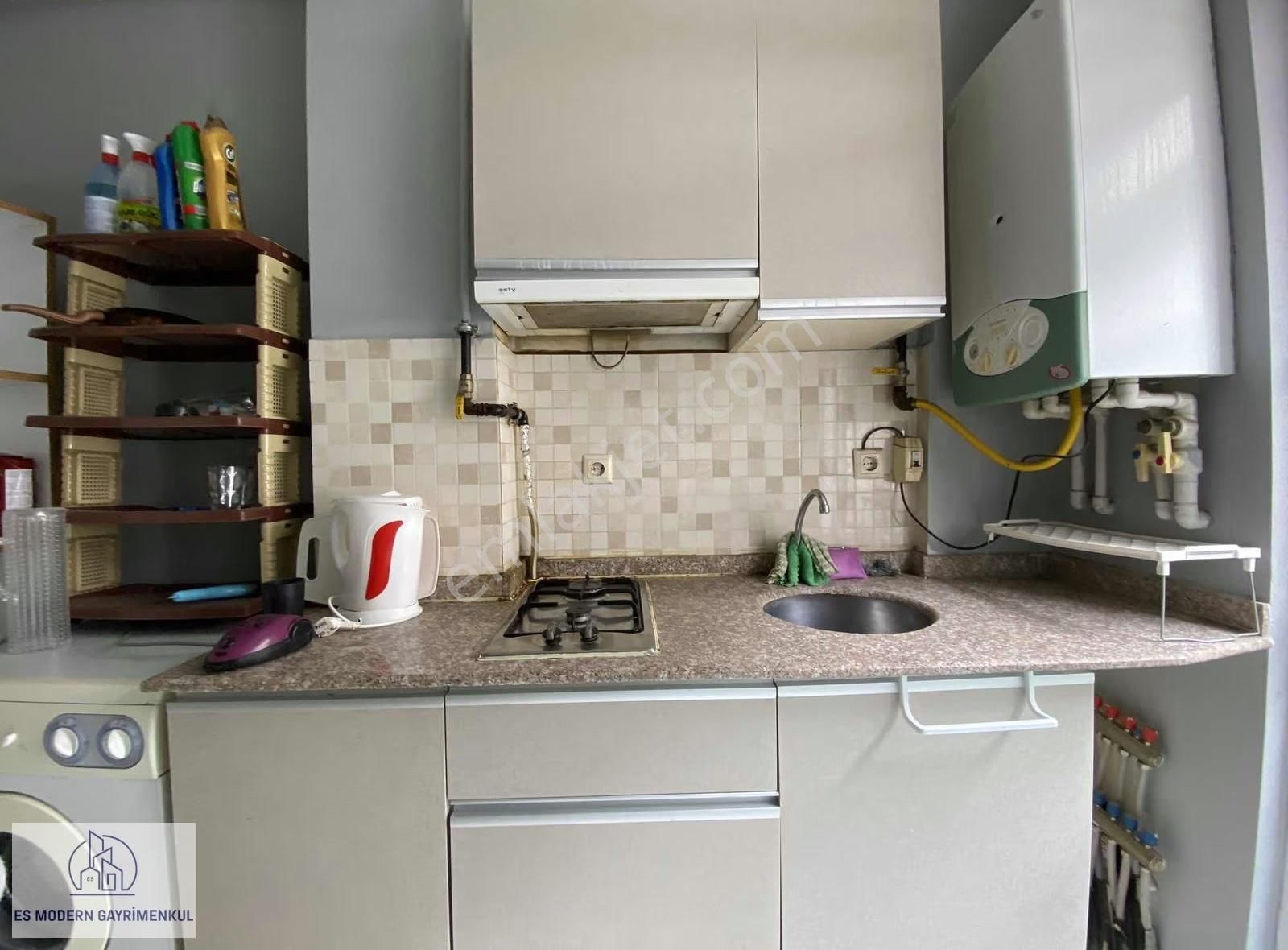 Es Modernden Sütlüce Mahallesinde Eşyalı Kiralık 1+1 - Görsel 10