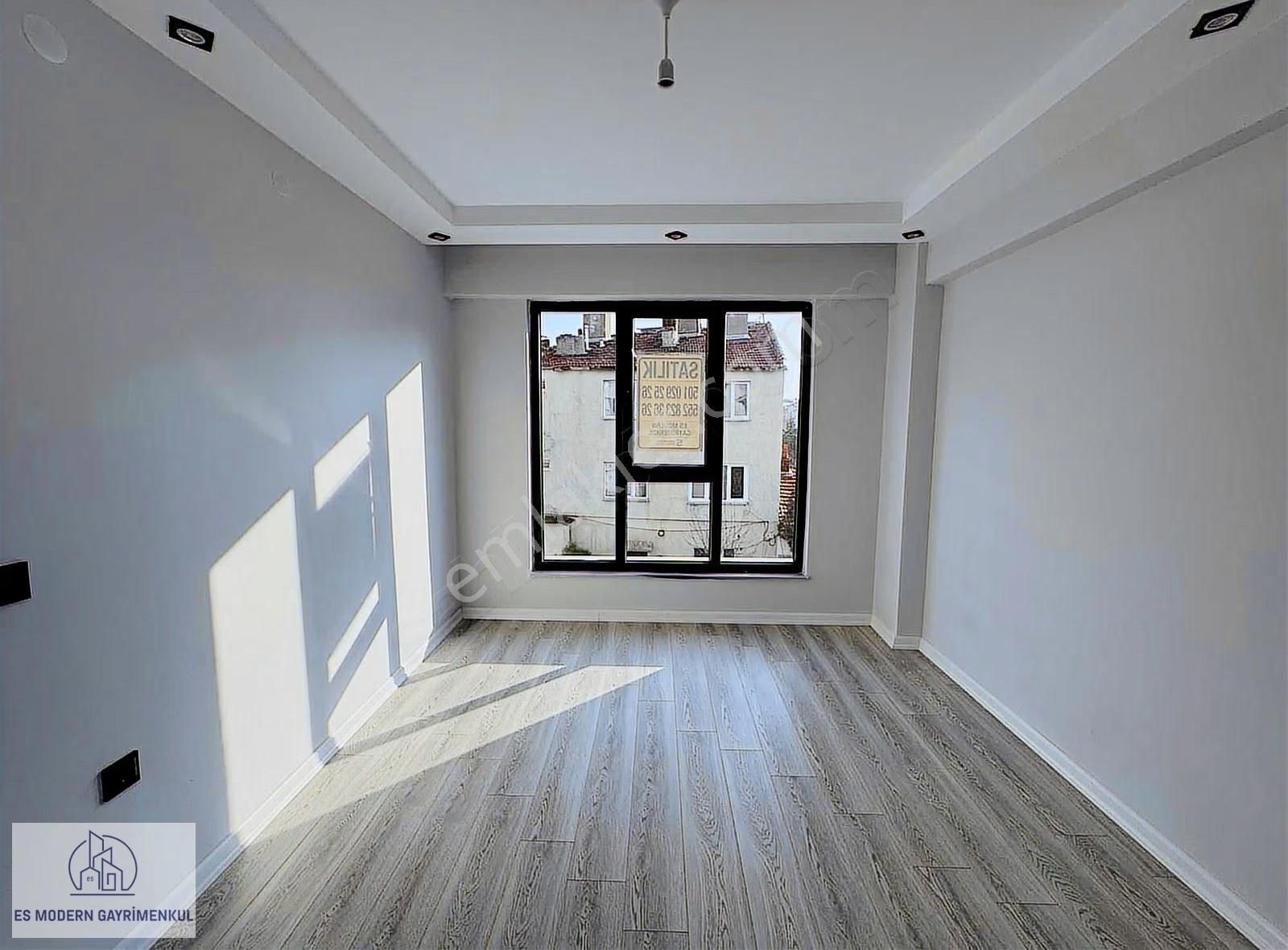 Sütlüce Mh. Uluzafer Cd. Üzerinde Satılık 2+0 Daire - Görsel 13