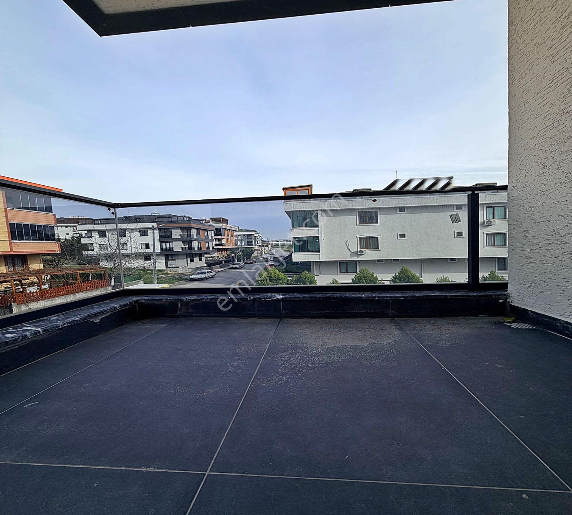 Beylikdüzü Marina'ya Yakın Arakat 3+1 Ebeveyn Banyo Çift Balkon Geniş M2 Satılık !!! - Görsel 15