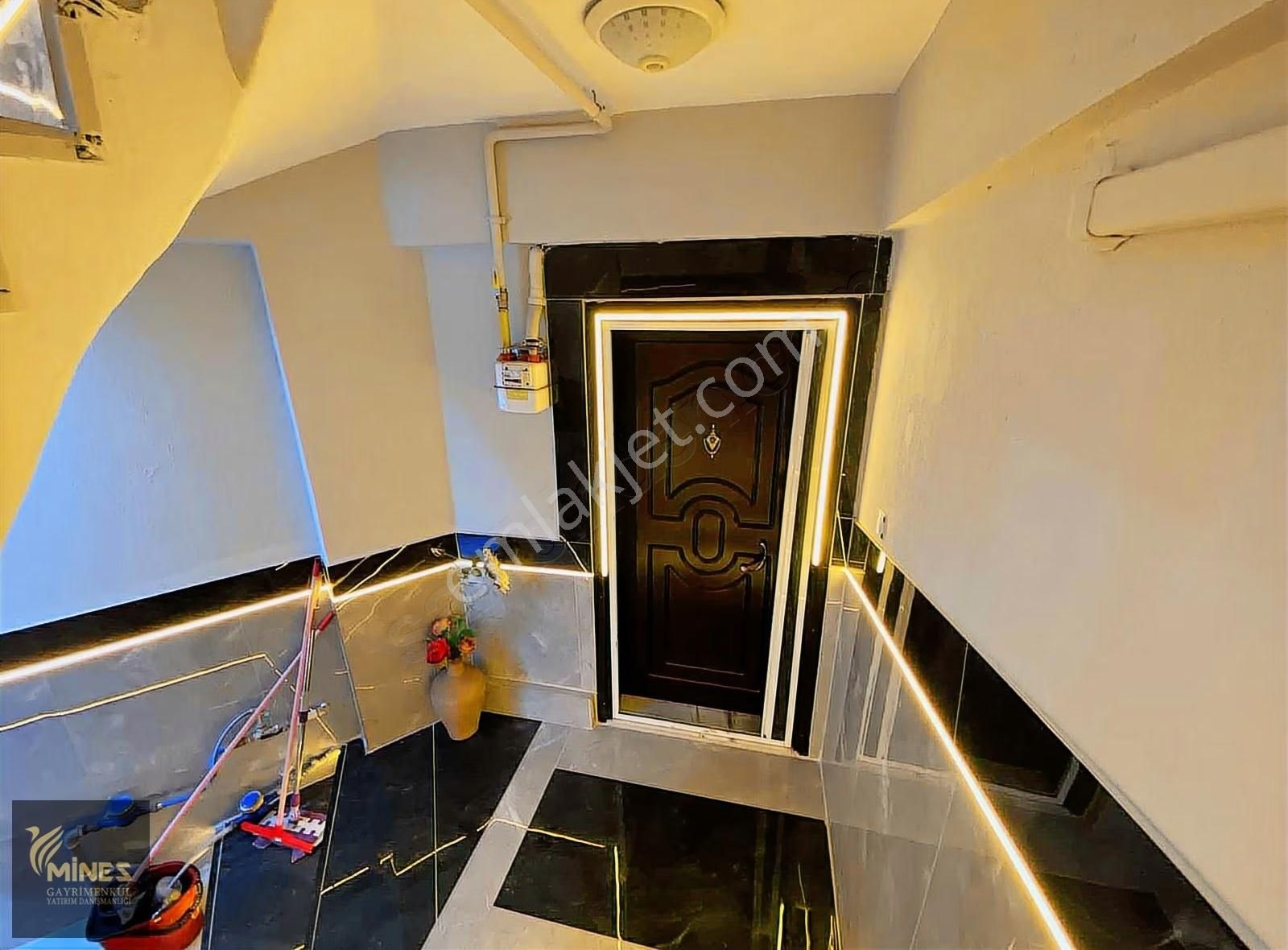 İzmir Karabağlar Sevgi Mah 2+1 Kiralık Daire - Görsel 9