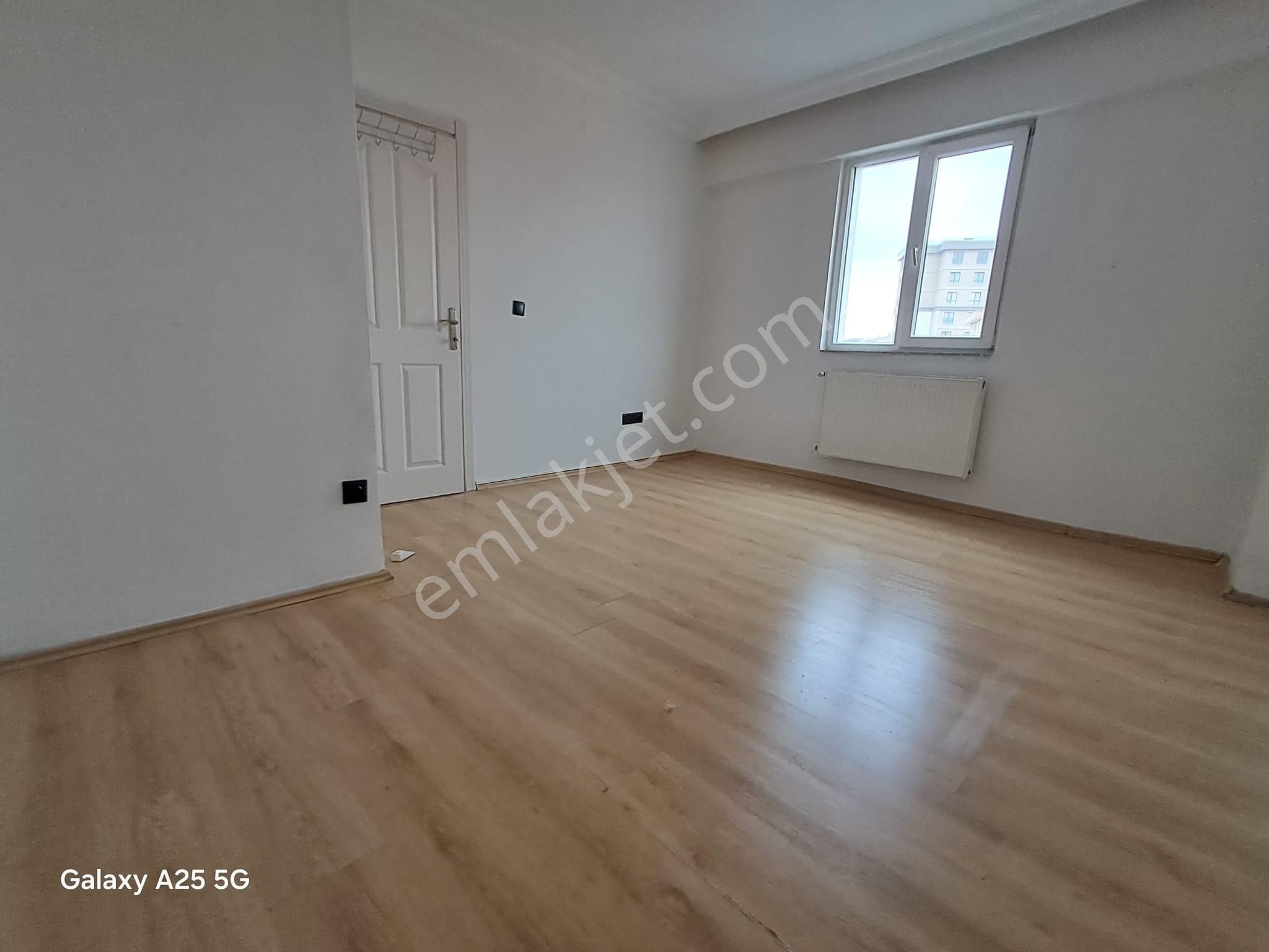 Oryaştan Ataşehir K.bakkalköy Gönül Sitesinde 115m2 3+1 Arakat - Görsel 11