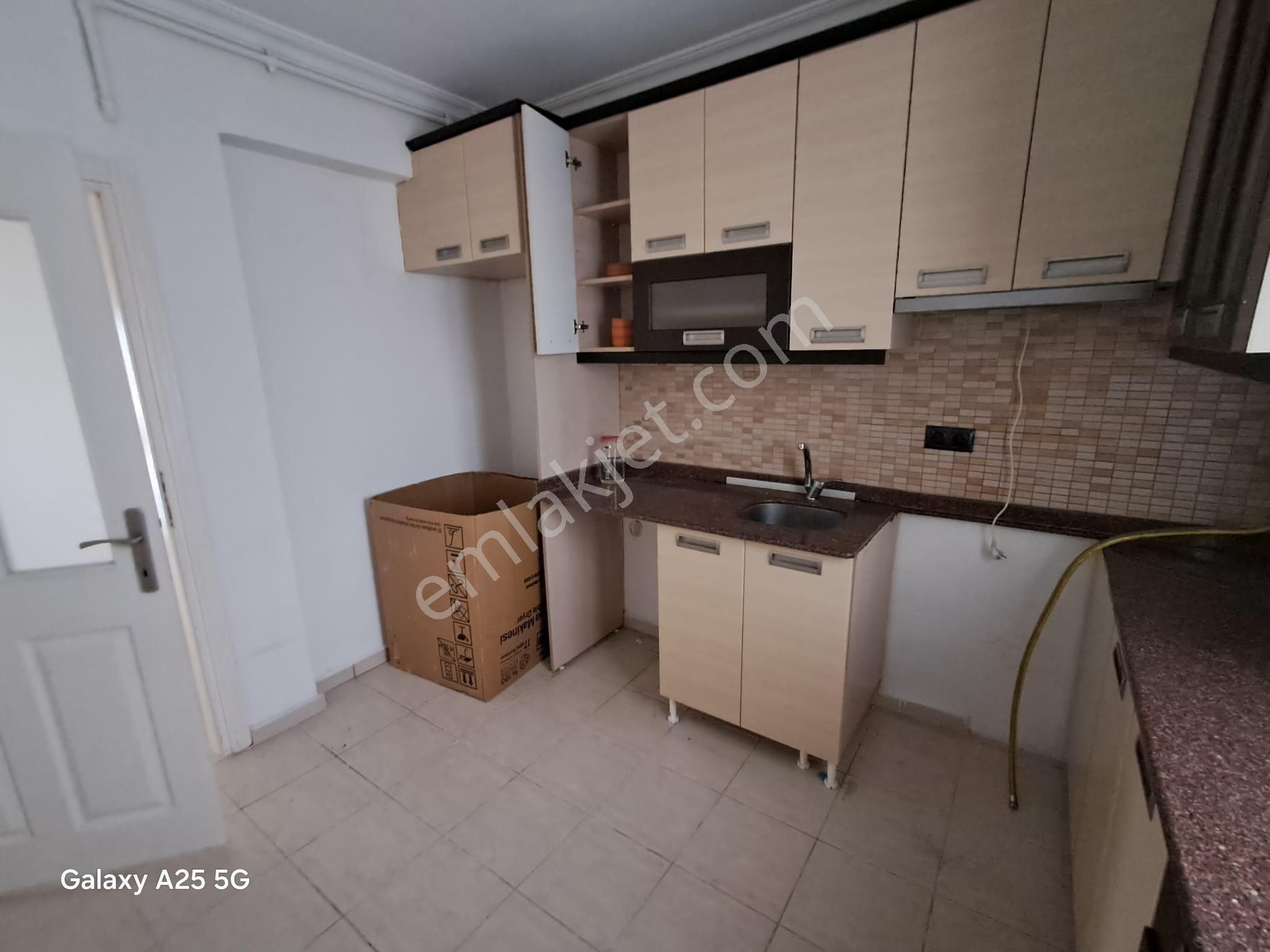 Oryaştan Ataşehir K.bakkalköy Gönül Sitesinde 115m2 3+1 Arakat - Görsel 9