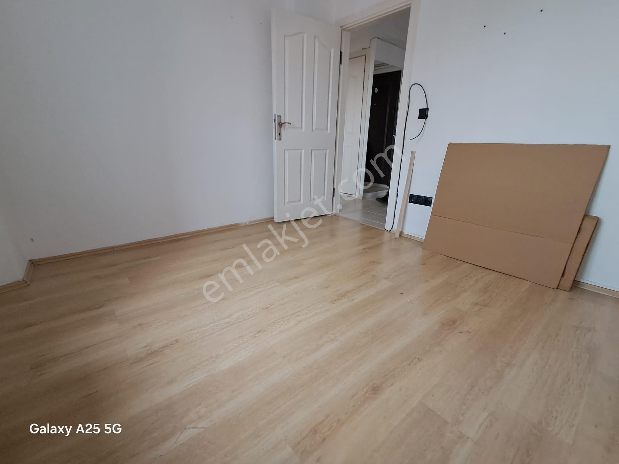 Oryaştan Ataşehir K.bakkalköy Gönül Sitesinde 115m2 3+1 Arakat - Görsel 12