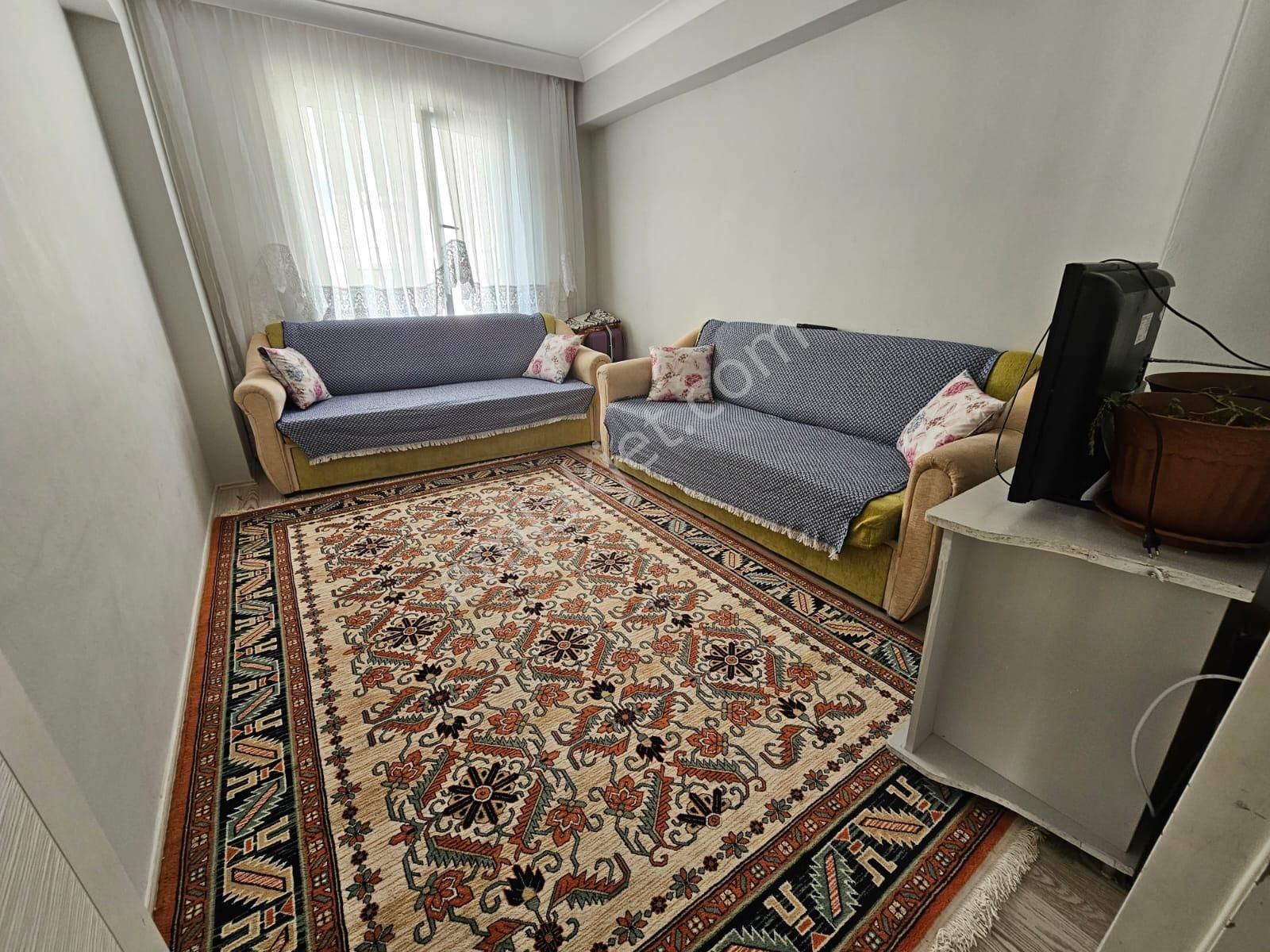 Beşikkaya'da Asansörlü Ön Cephe 3+1 Ara Katta Satılık Daire !! - Görsel 19