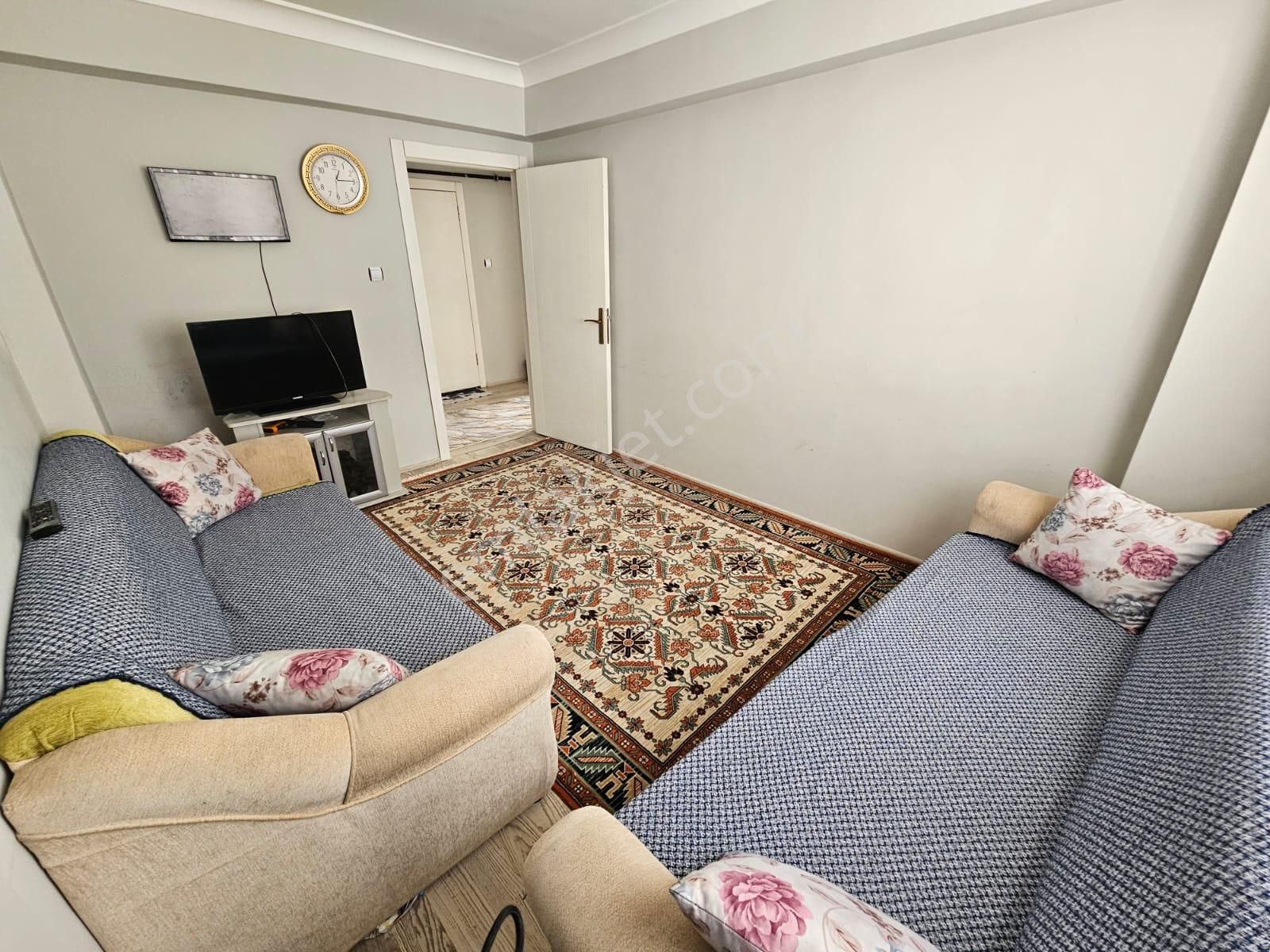 Beşikkaya'da Asansörlü Ön Cephe 3+1 Ara Katta Satılık Daire !! - Görsel 18