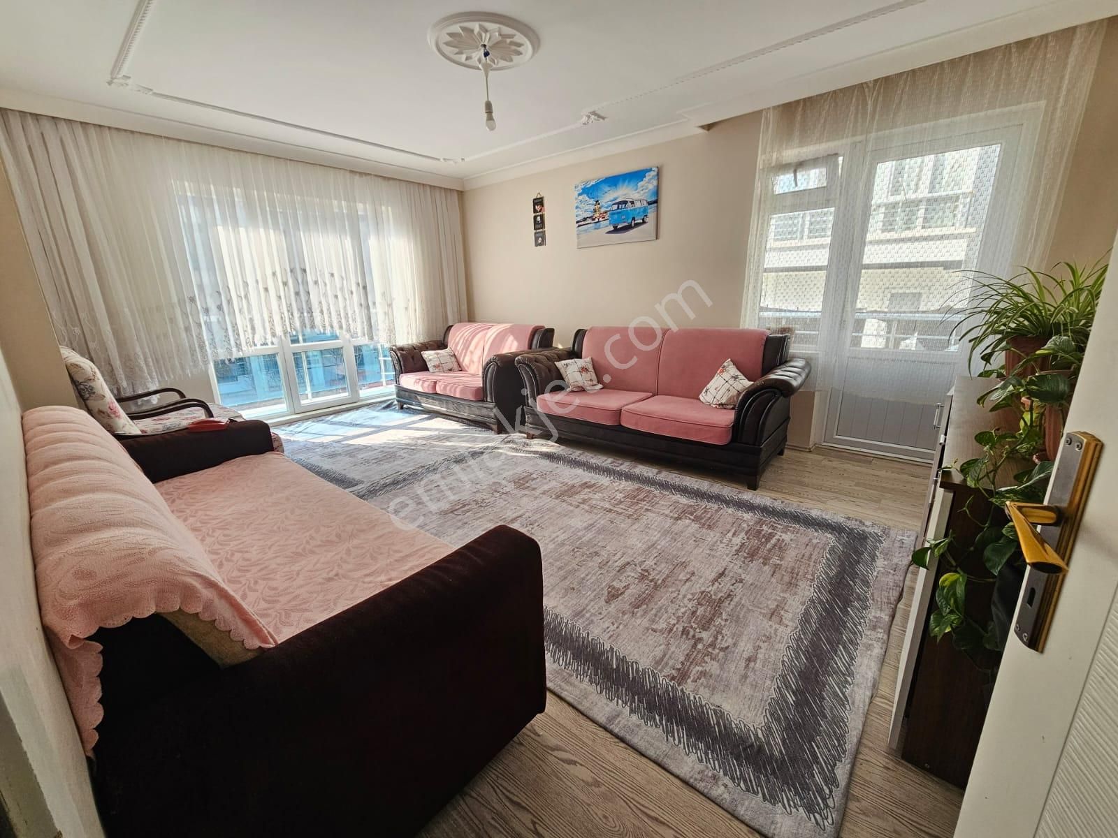 Beşikkaya'da Asansörlü Ön Cephe 3+1 Ara Katta Satılık Daire !! - Görsel 30