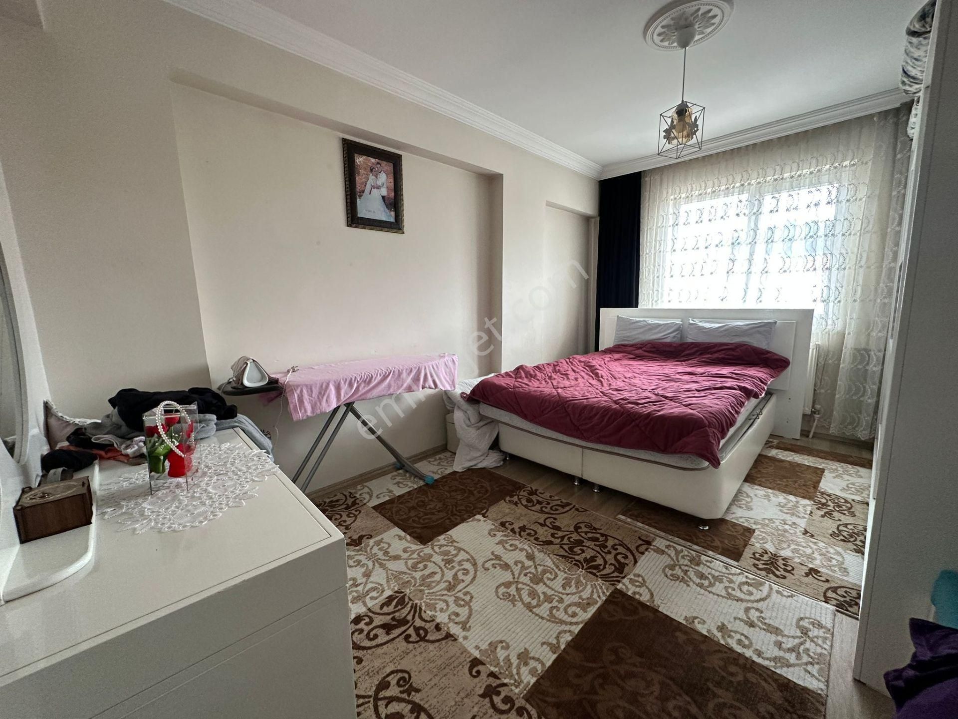 Beşikkaya'da Asansörlü Ön Cephe 3+1 Ara Katta Satılık Daire !! - Görsel 31