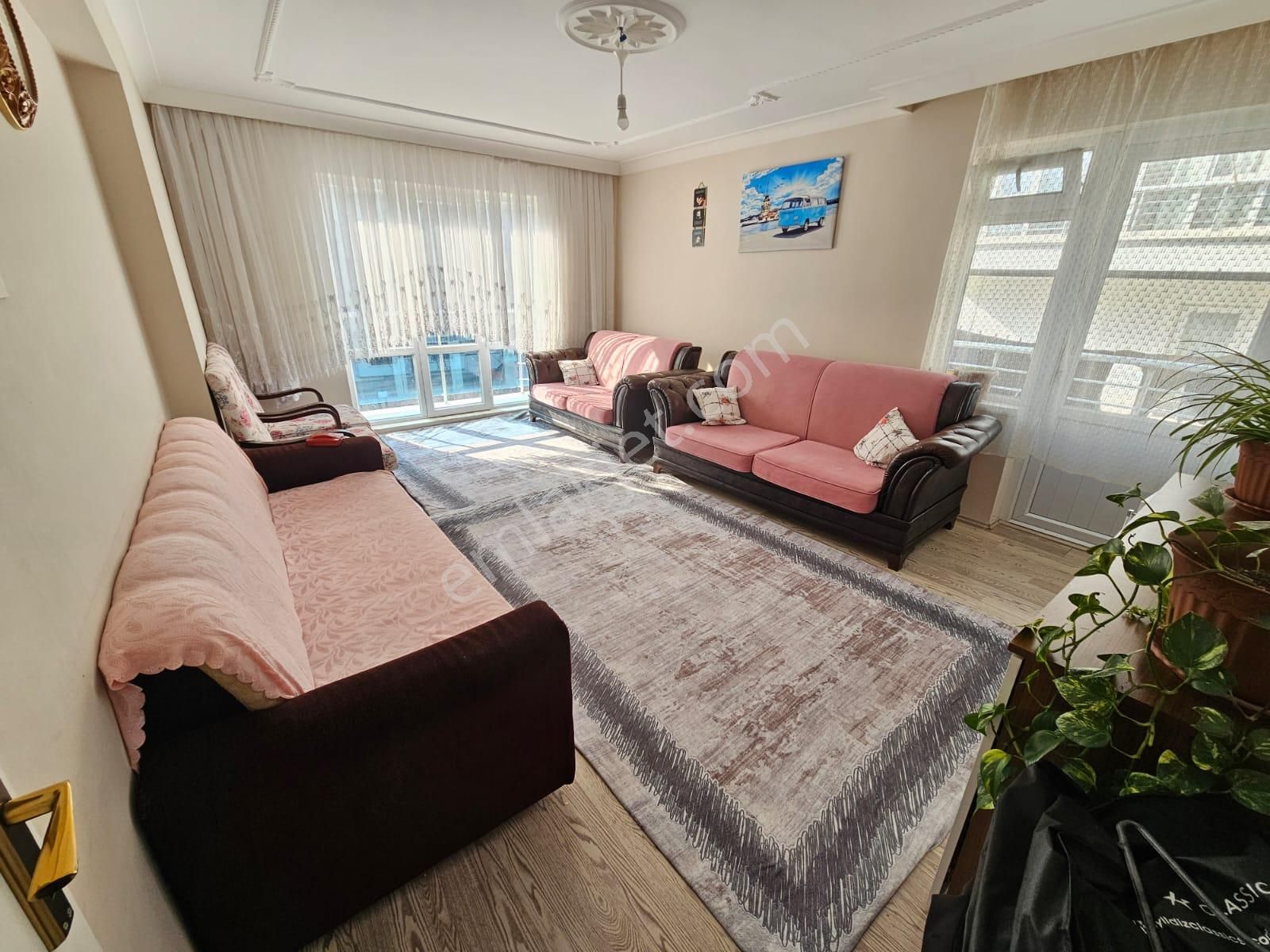 Beşikkaya'da Asansörlü Ön Cephe 3+1 Ara Katta Satılık Daire !! - Görsel 35