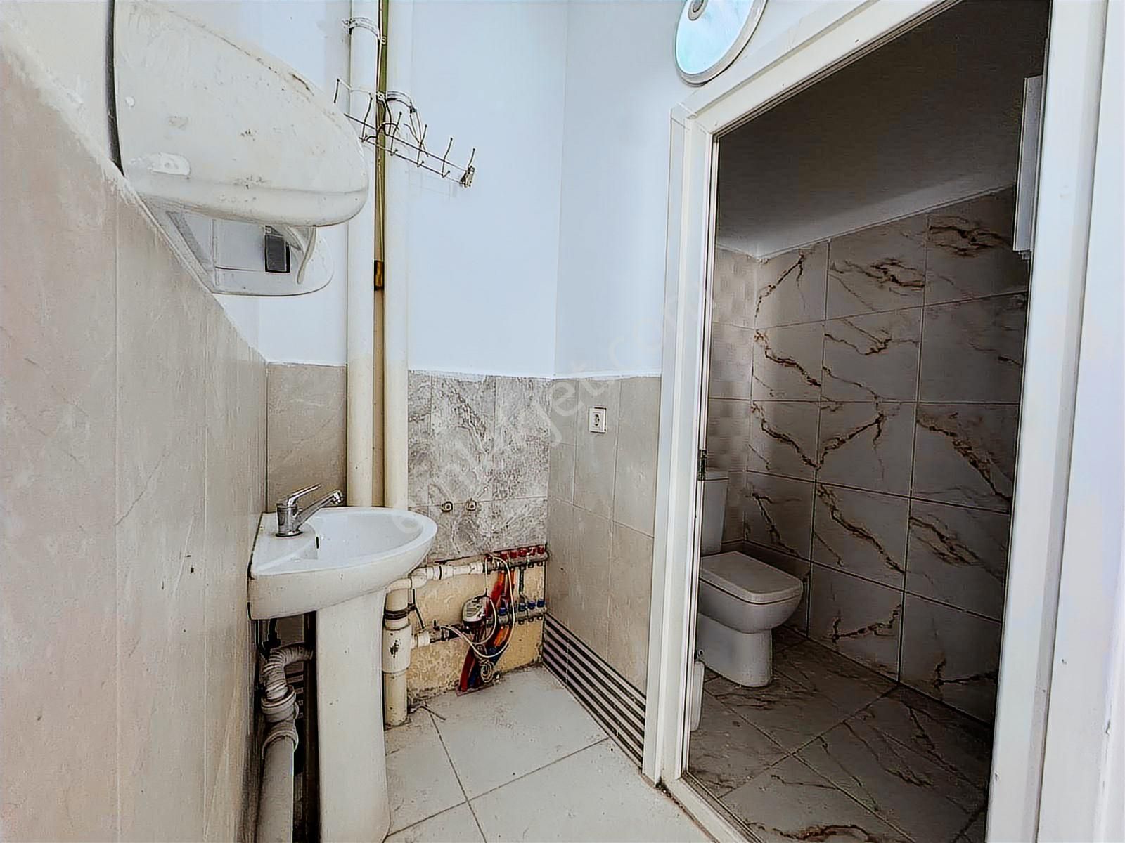 Zincir Markalara Uygun 350-400 Mt Düz Ayak Dükkan - Görsel 15