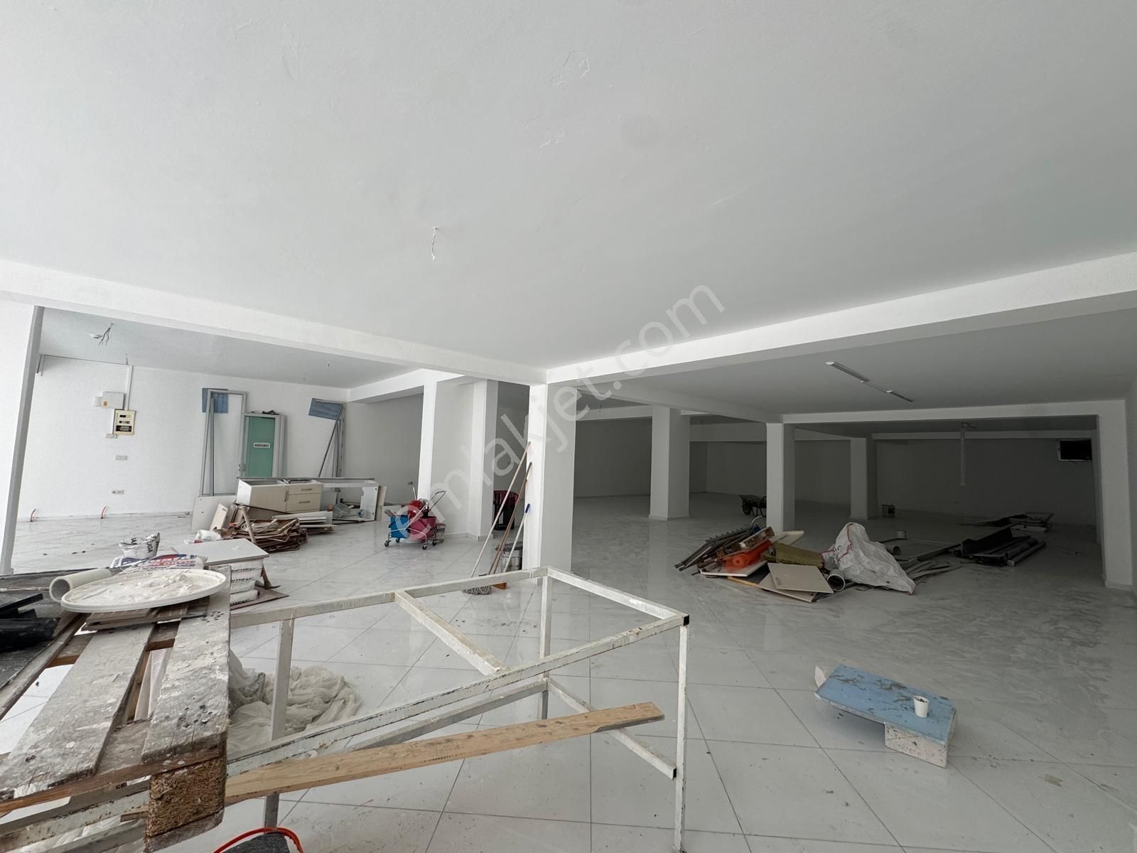 Zincir Markalara Uygun 350-400 Mt Düz Ayak Dükkan - Görsel 21